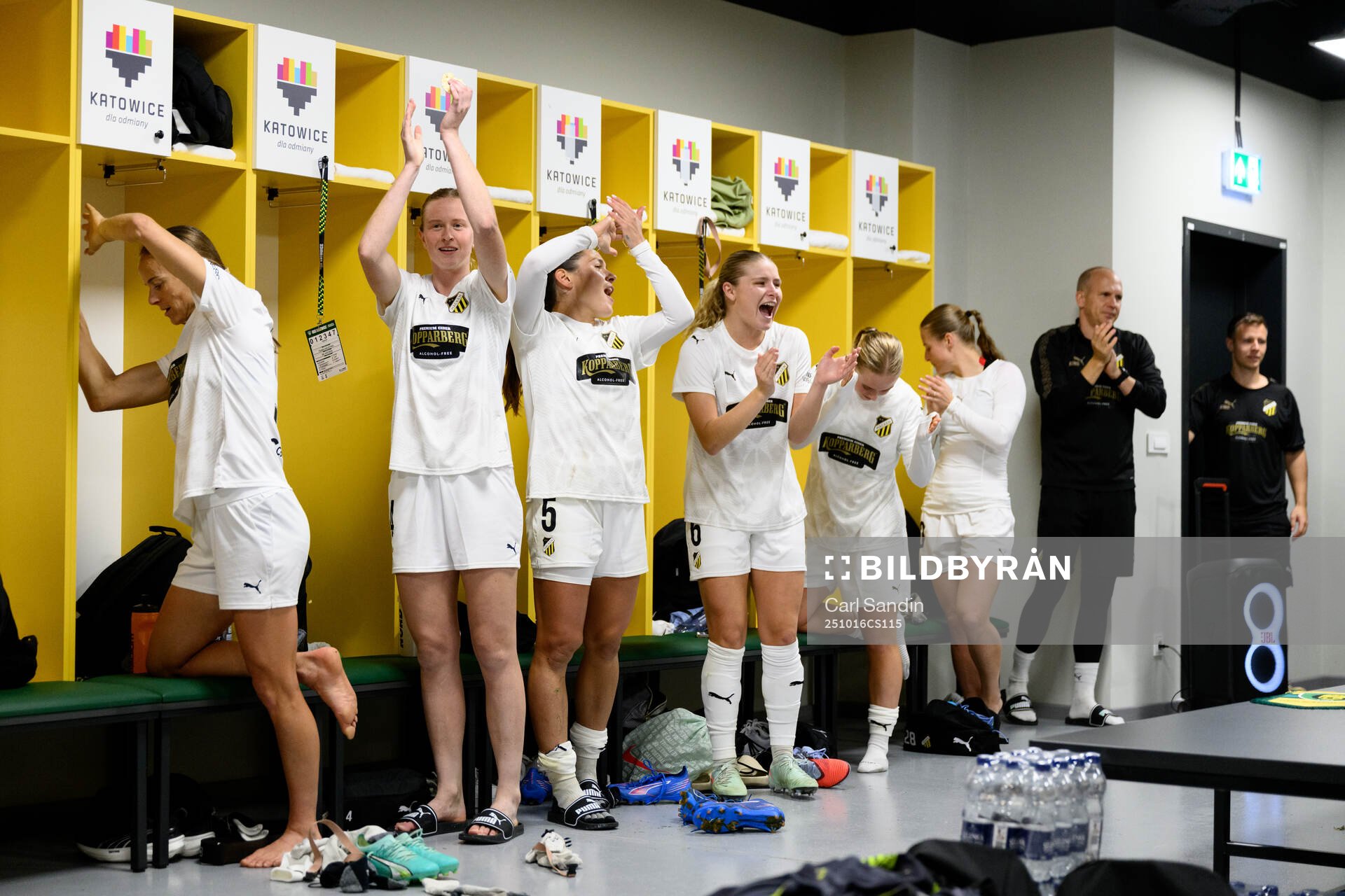 Aivi Luik, Emma Östlund, Mary Caroline Wickenheiser,