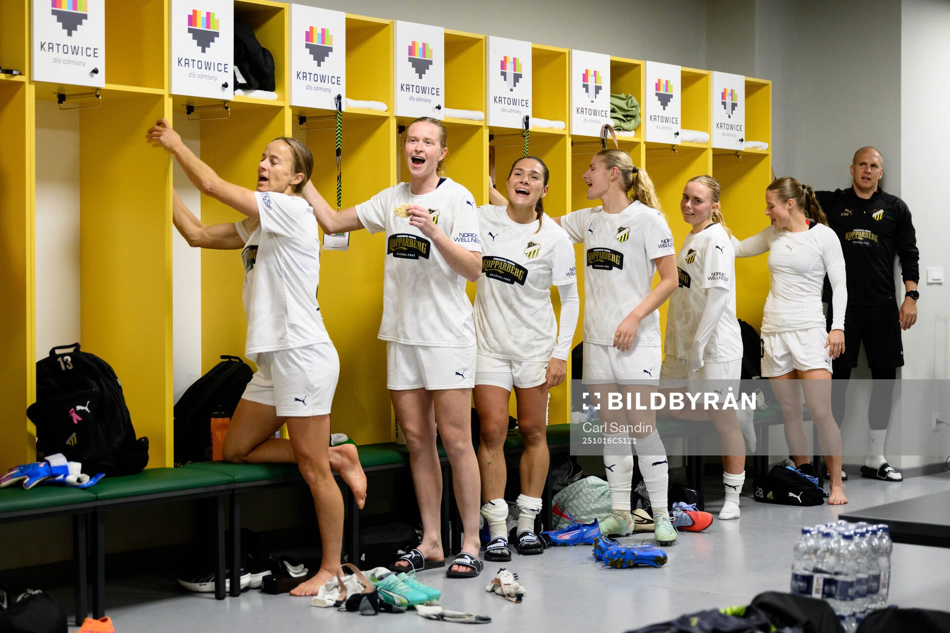 Aivi Luik, Emma Östlund, Mary Caroline Wickenheiser,