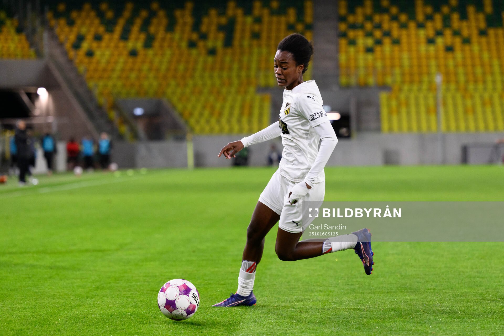 Faith Chinzimu of Häcken