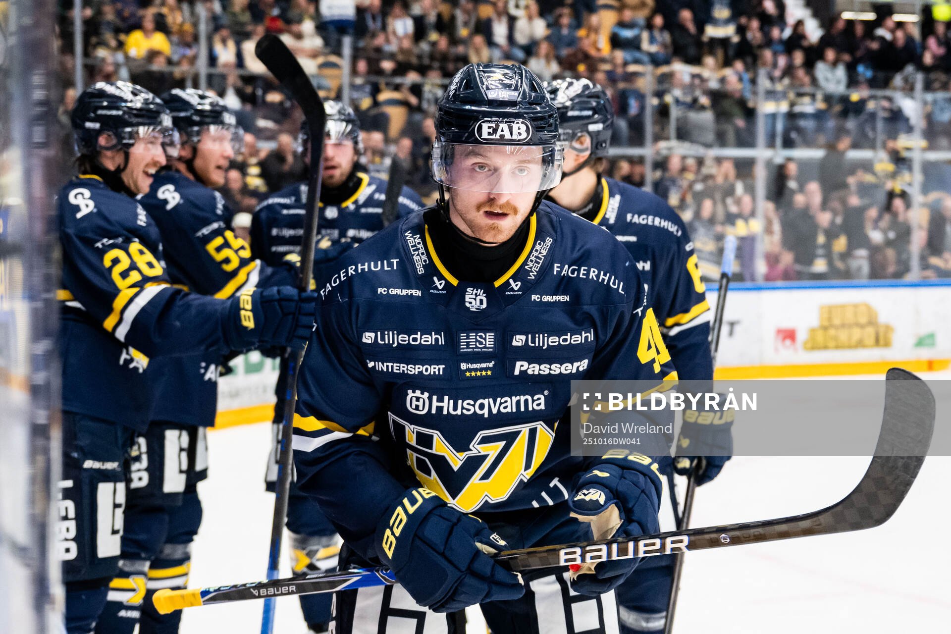 HV71s Riley Woods jublar