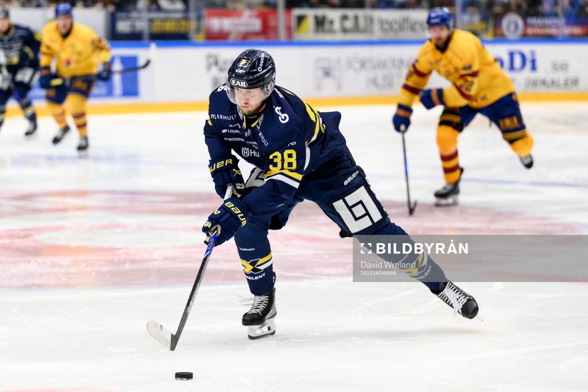 HV71s Olle Alsing