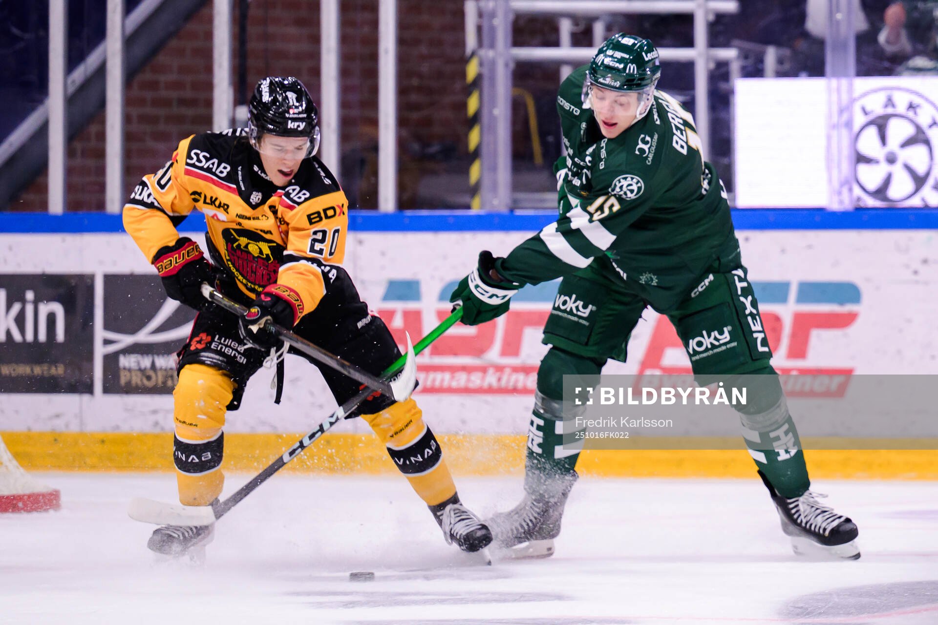 Luleås Casper Juustovaara Karlsson och Färjestads Jack