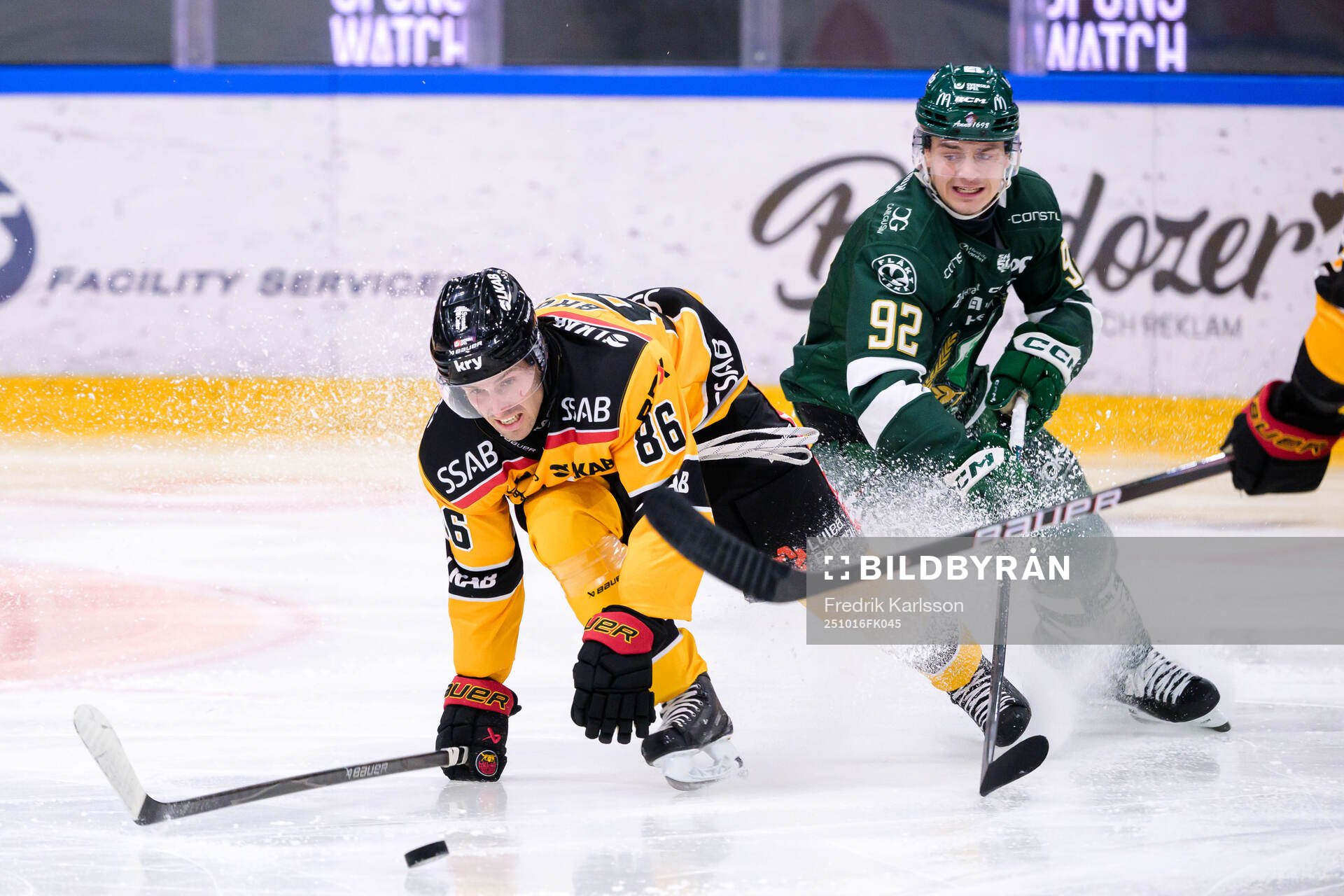 Luleås Mathias Bromé och Färjestads Lucas Forsell