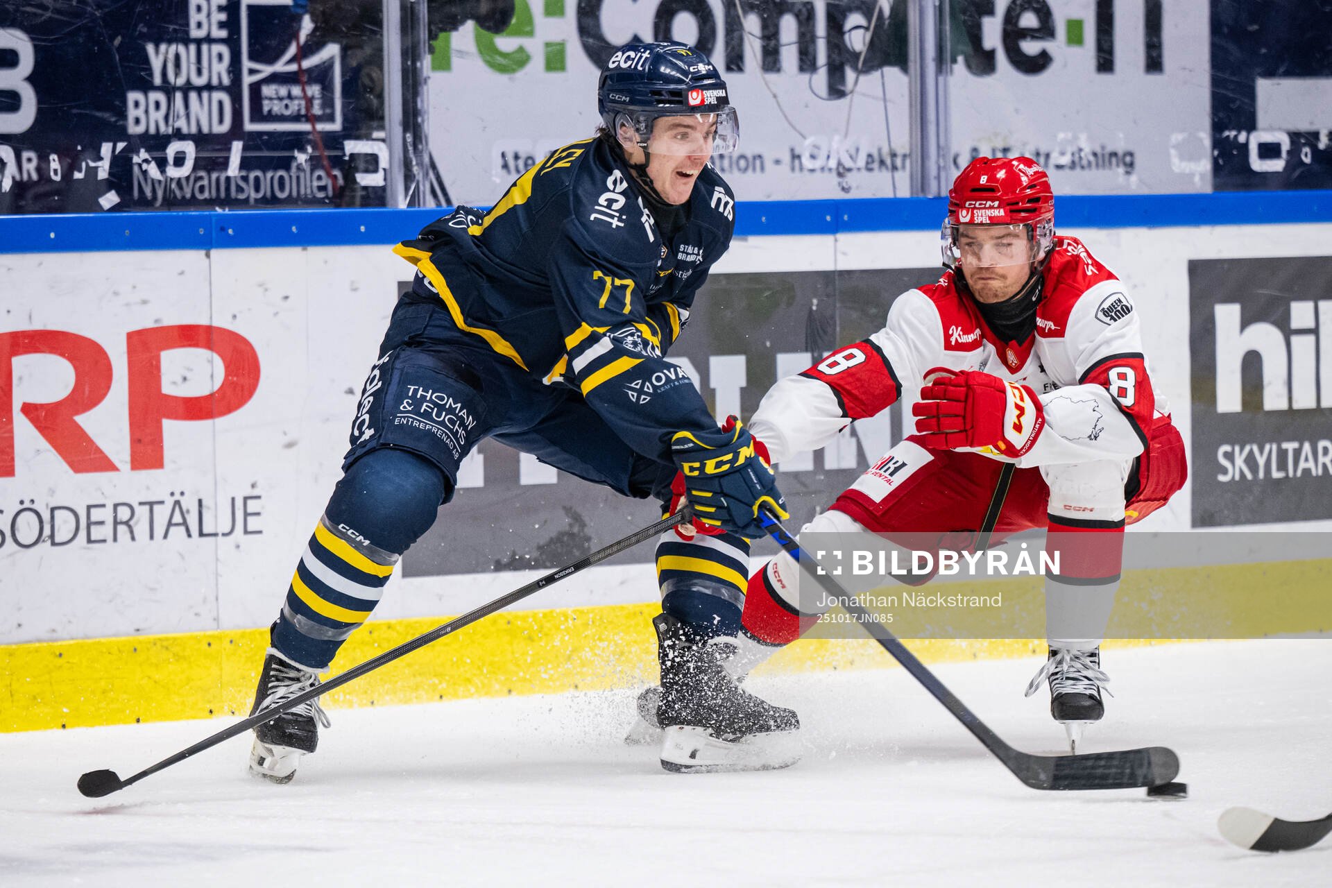 Södertäljes Brett Stapley och Almtunas Kalle Eriksson