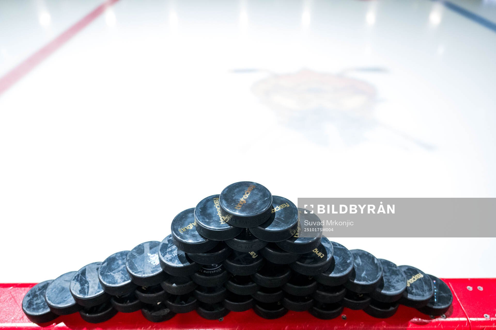 Ishockeypuckar