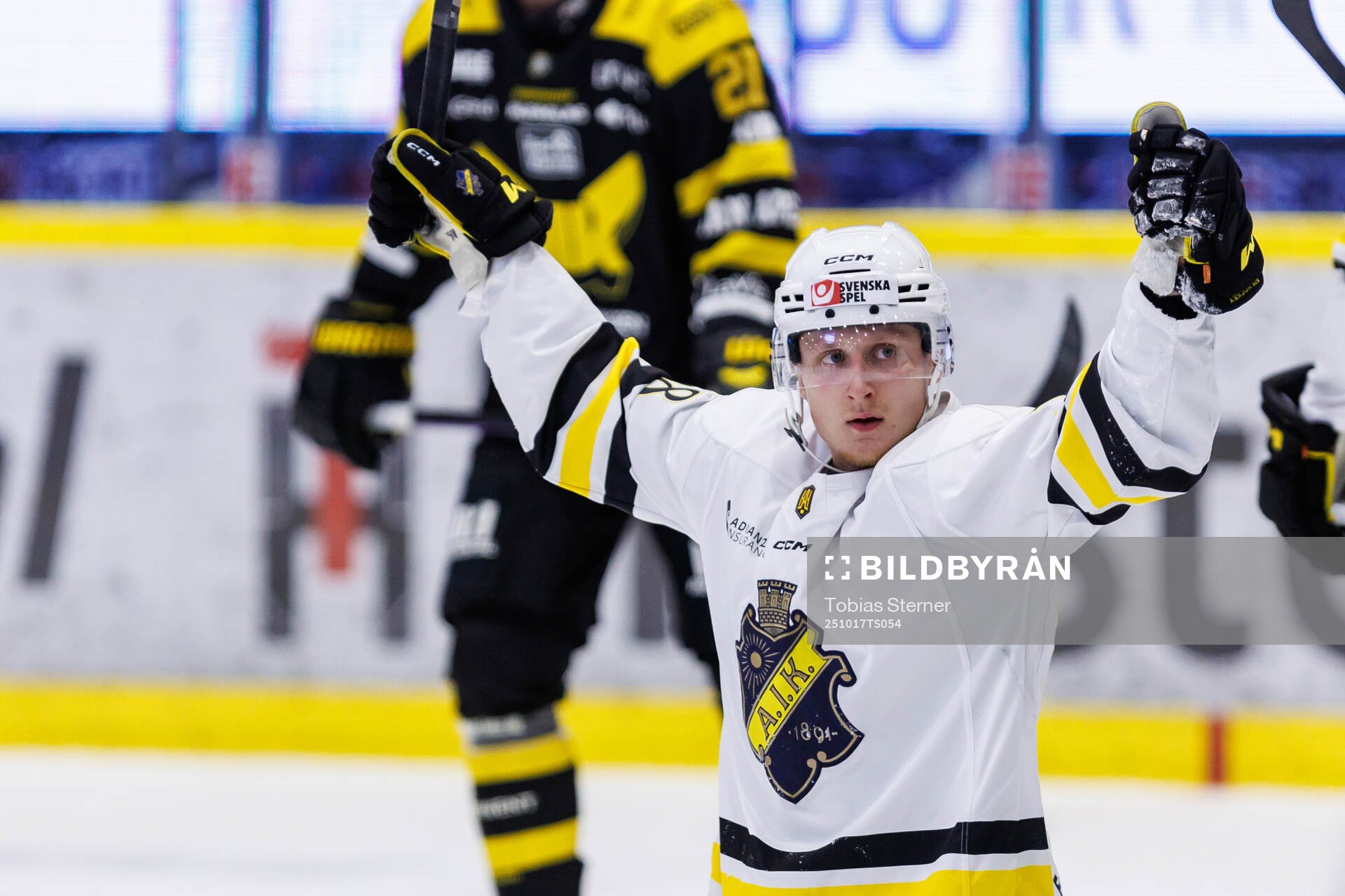 AIKs Oskar Magnusson jublar