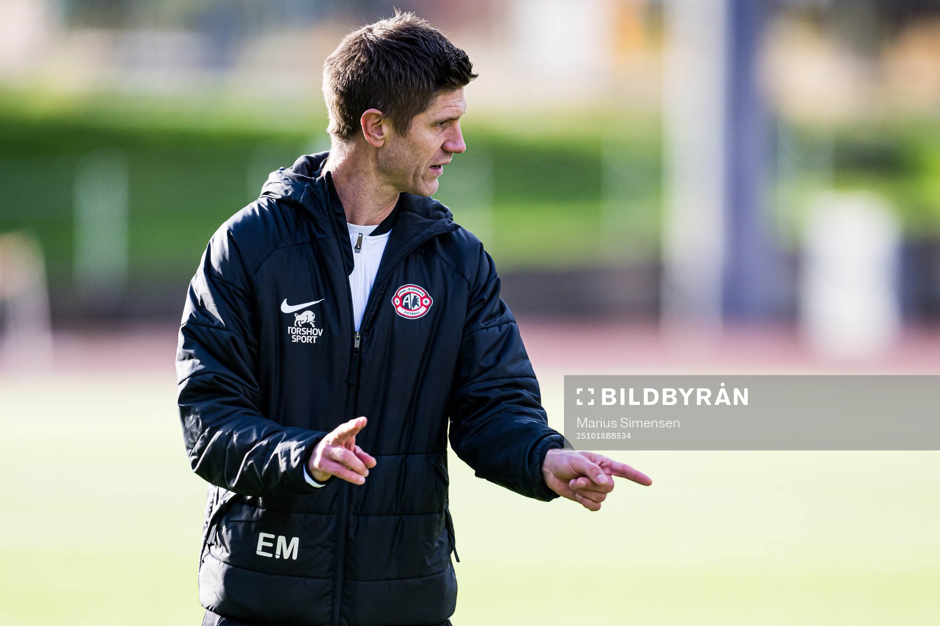 Head coach Erik Mjelde of Arna-Bjørnar