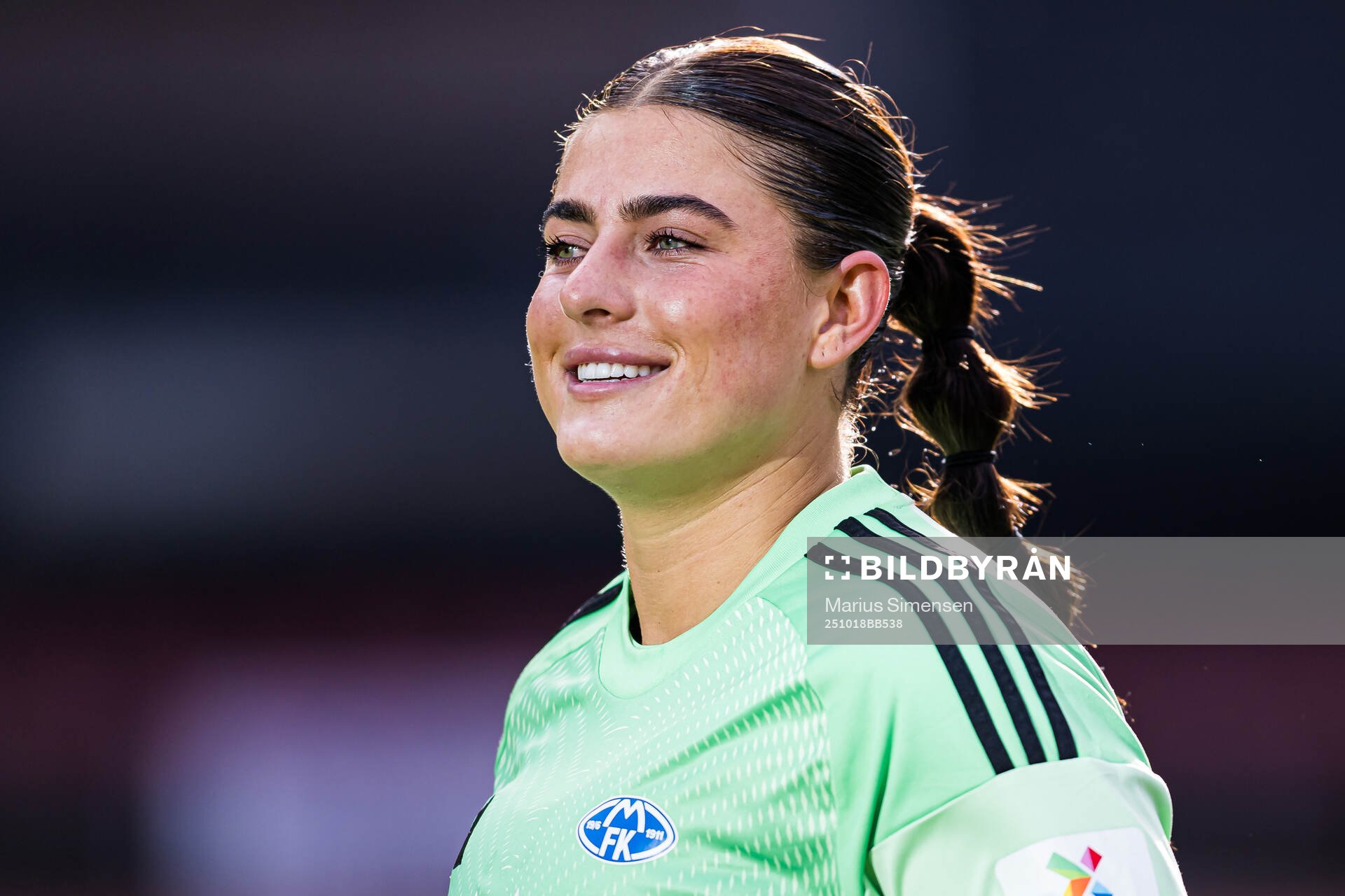 Goalkeeper Kenna Marie Caldwell of Molde