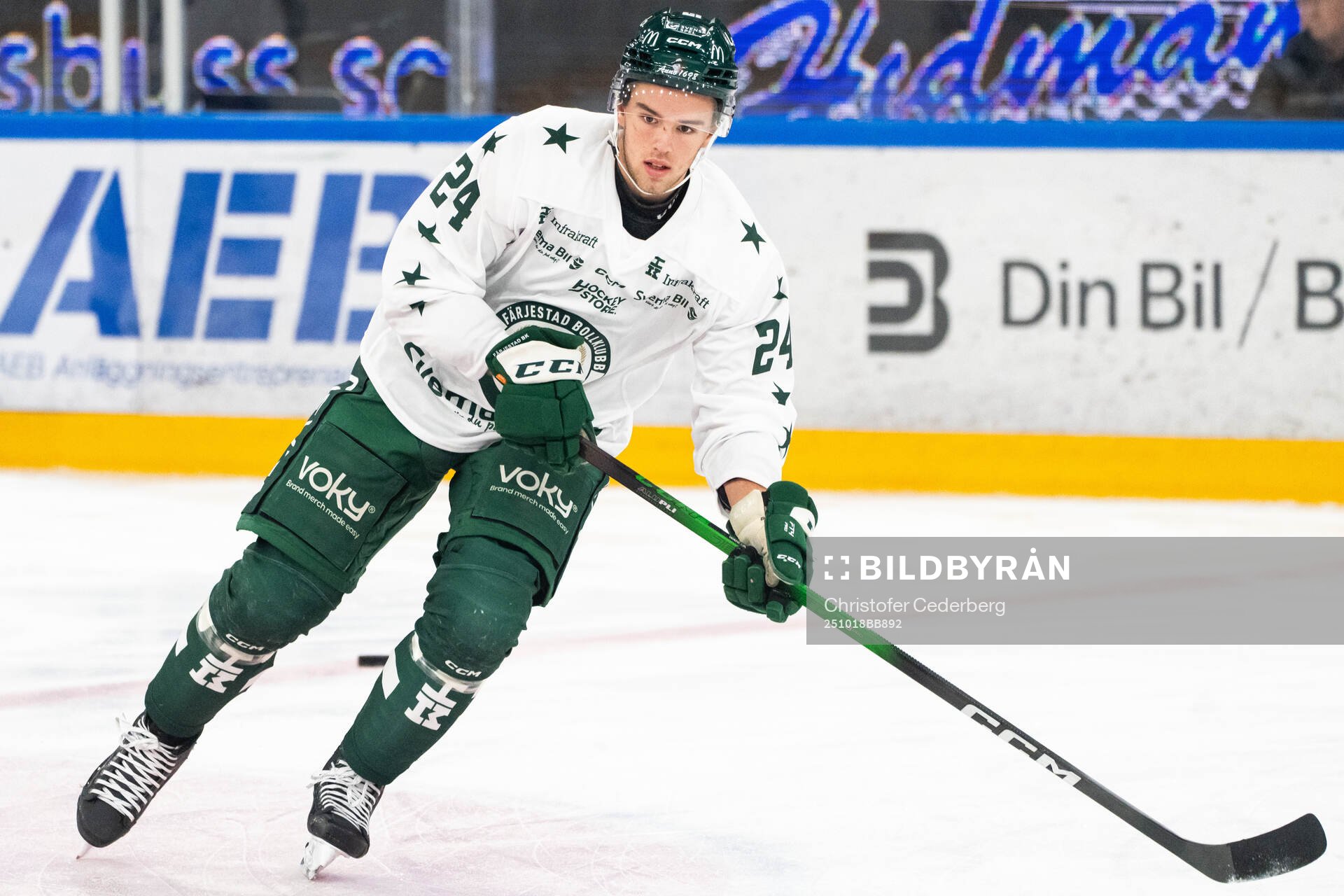 Färjestads Joe Wahlund innan ishockeymatchen i SHL mellan
