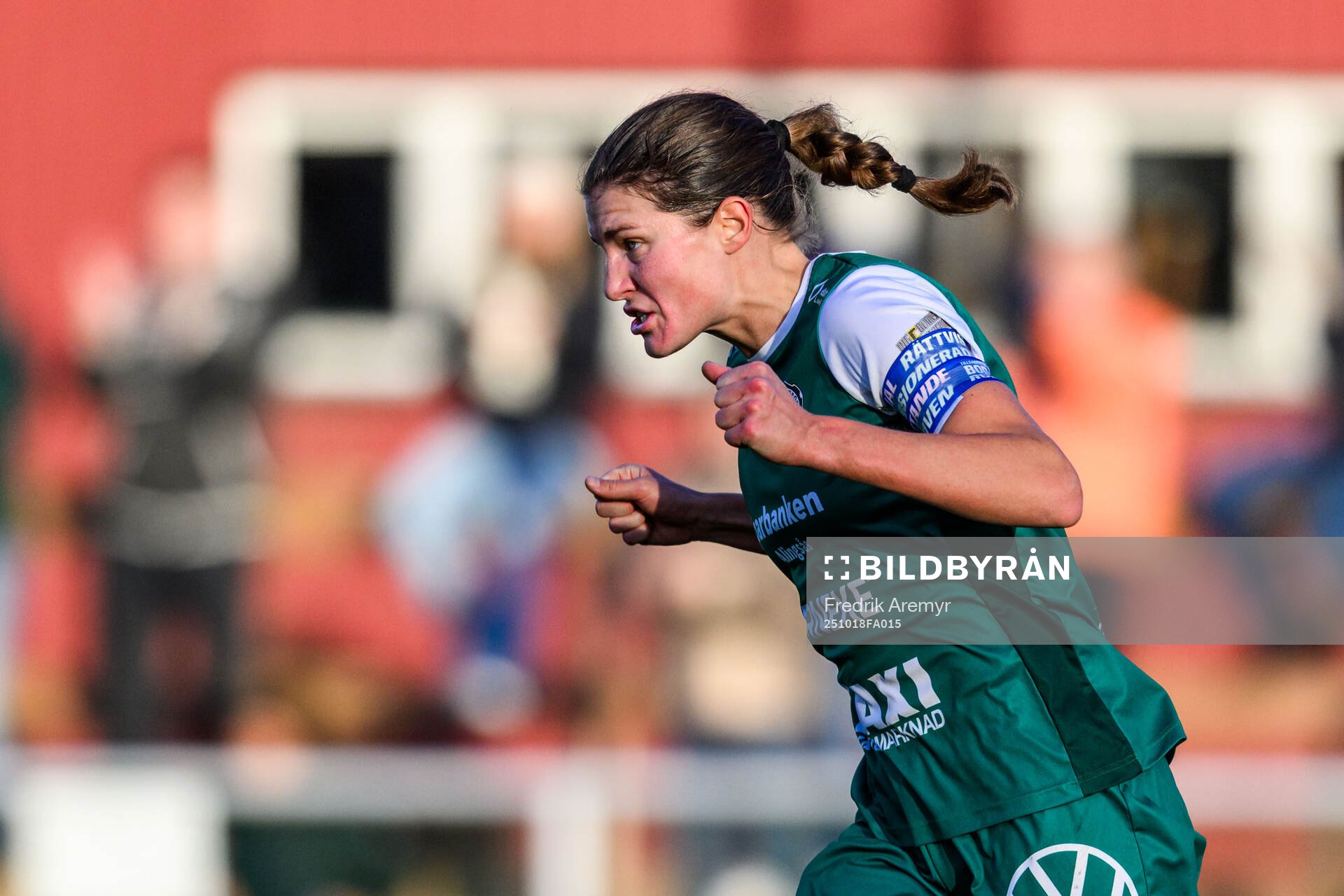 Alingsås Tove Lorén jublar