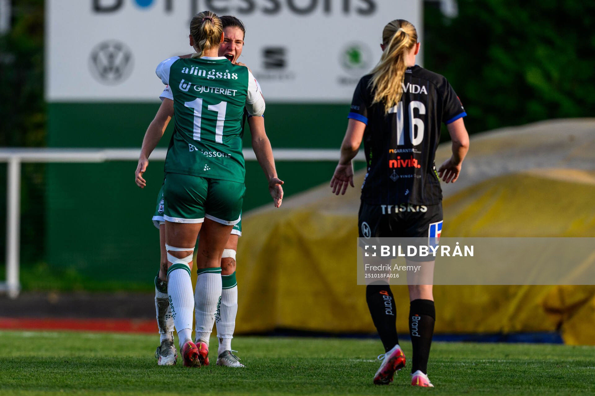 Alingsås Tove Lorén jublar