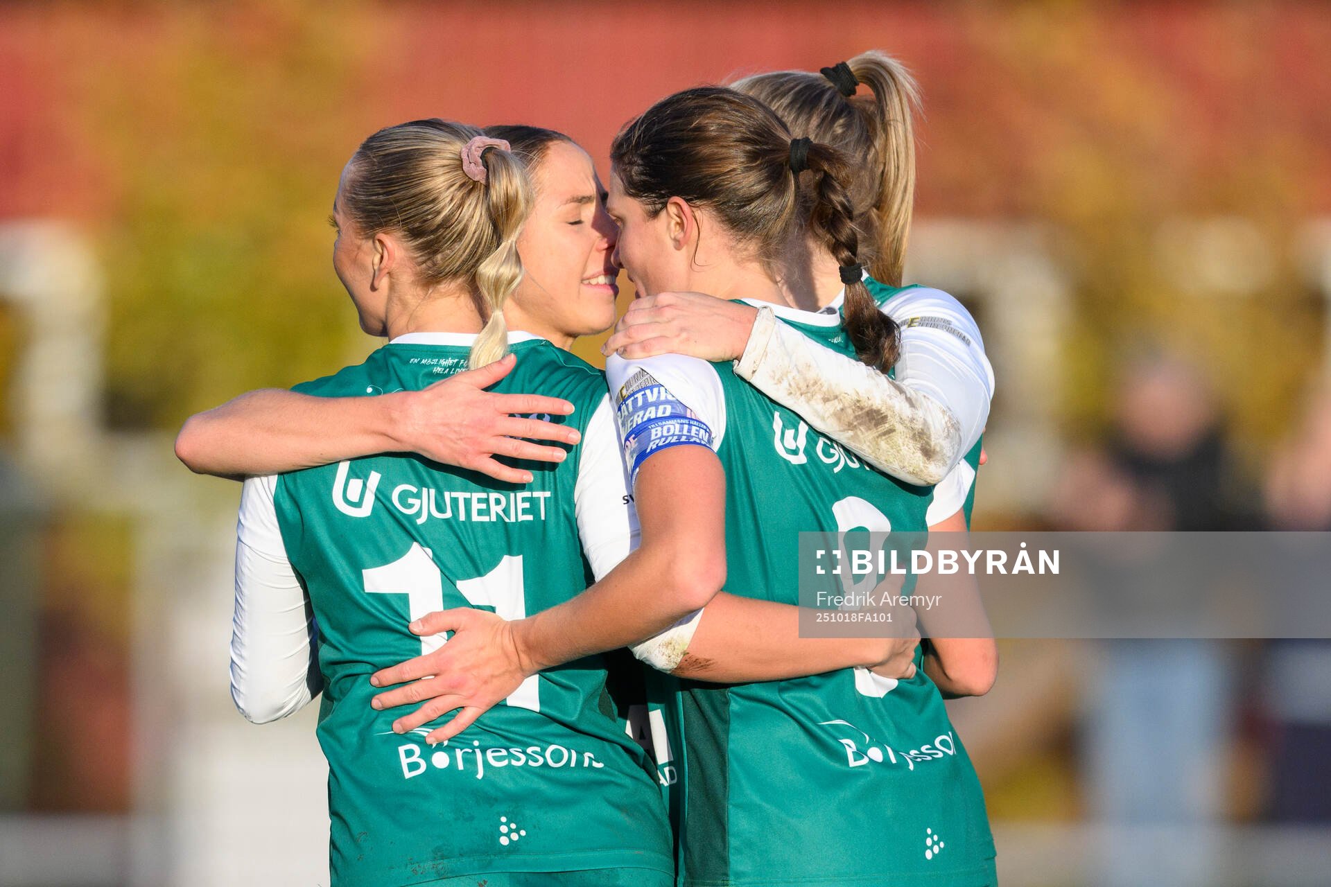 Alingsås Tove Lorén med lagkaptensbindel från EFD och