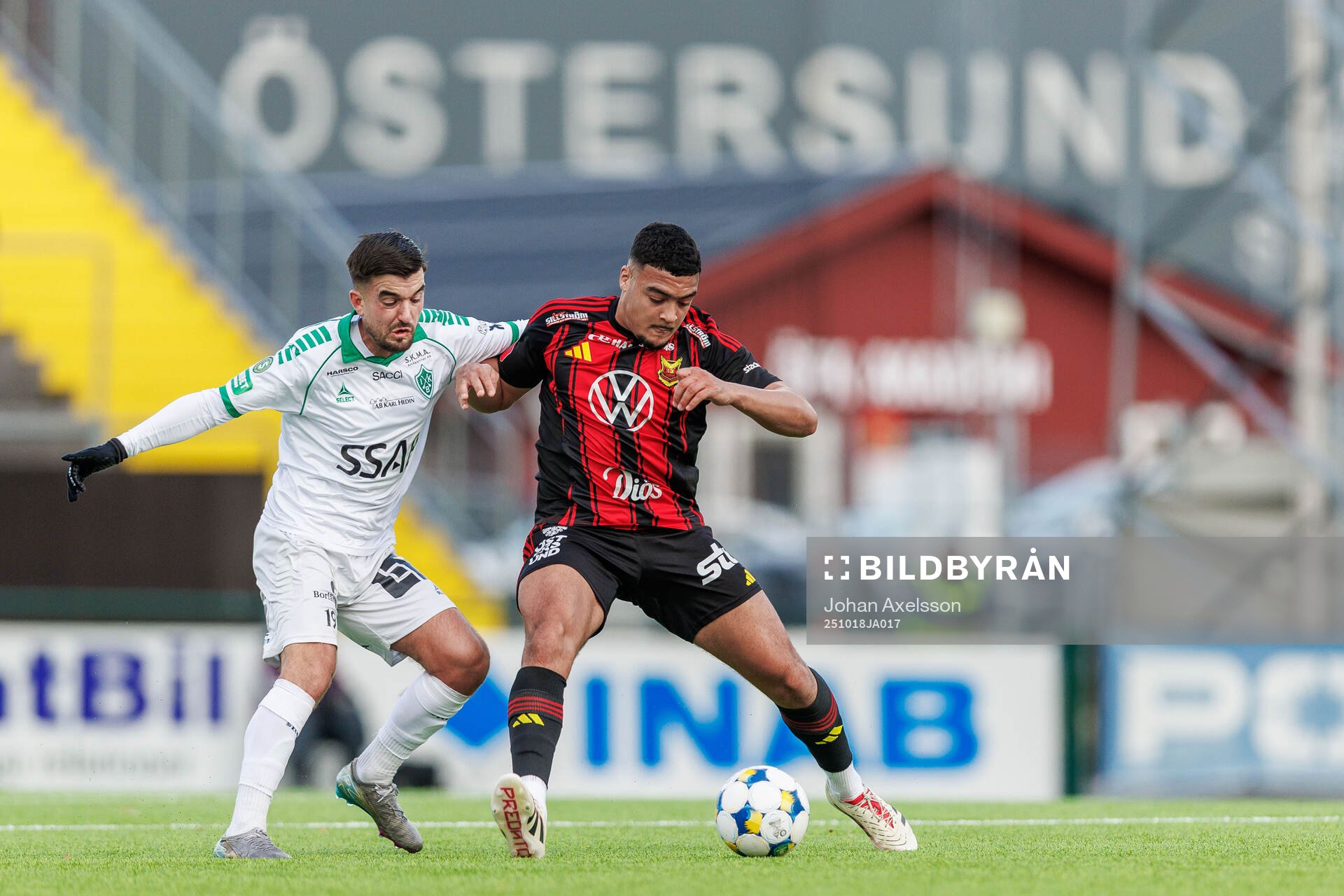 Brages Haris Brkic och Östersunds Gideon Granström