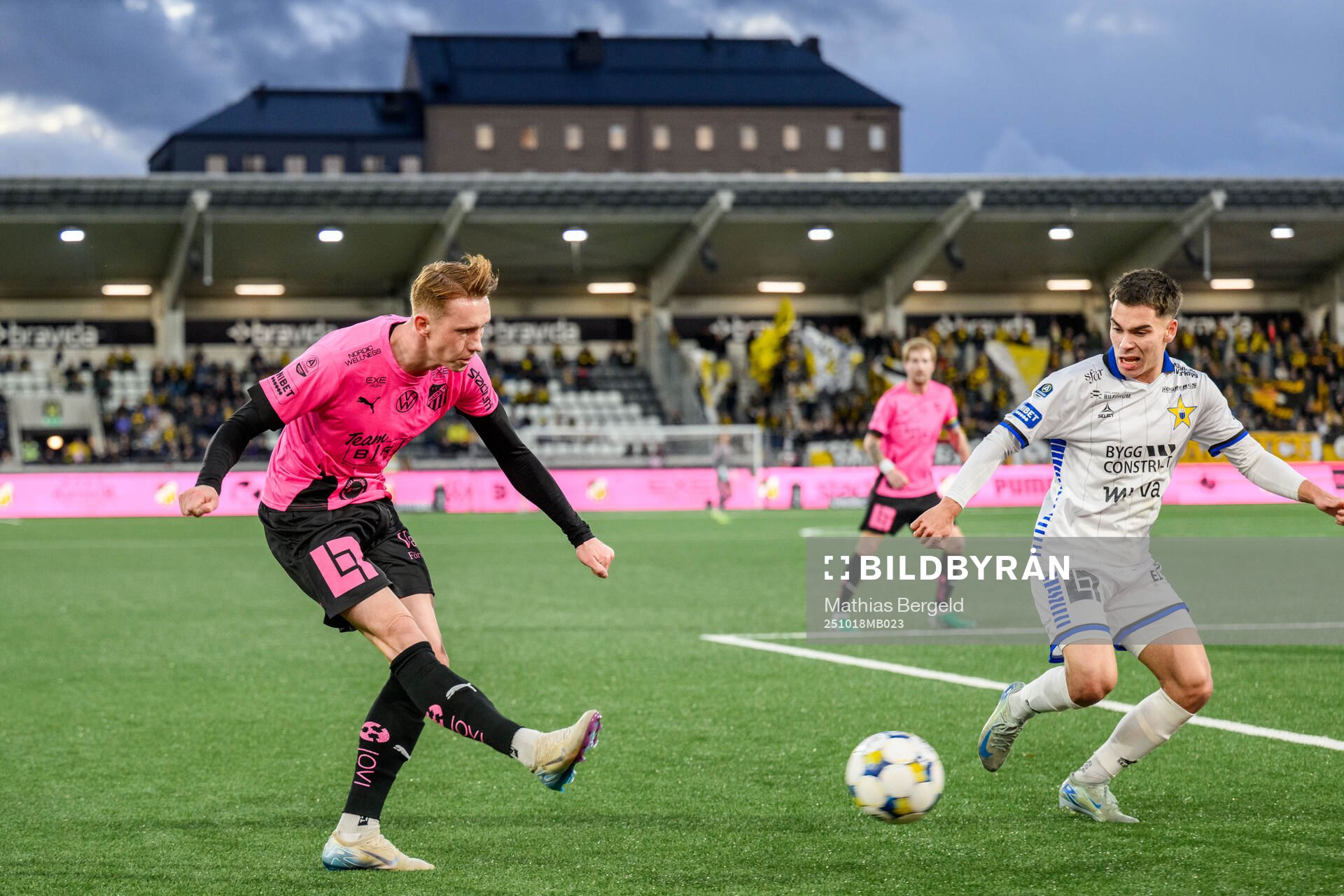 Häckens Julius Lindberg och Sirius Leo Walta
