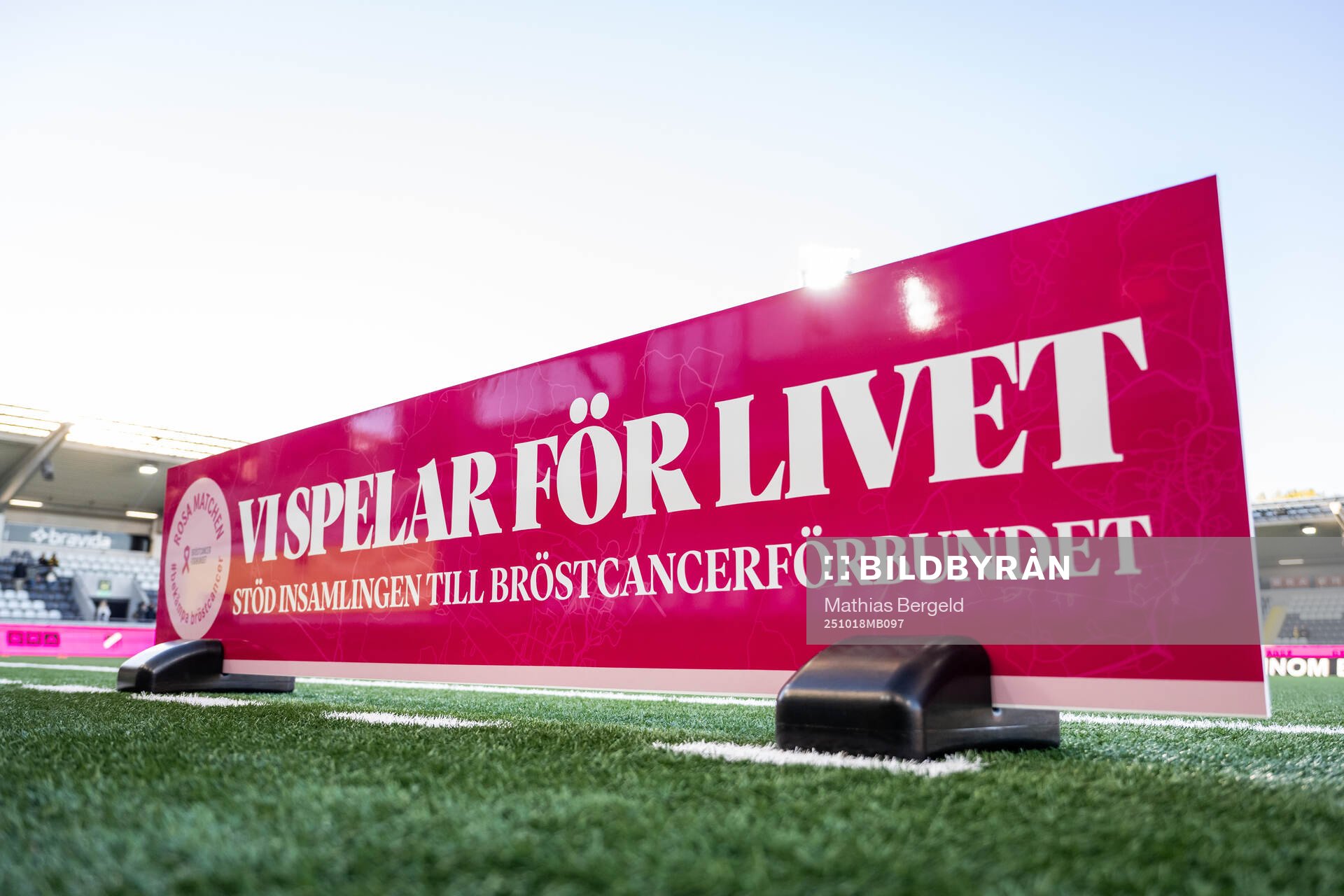 En skylt för Rosa Matchen