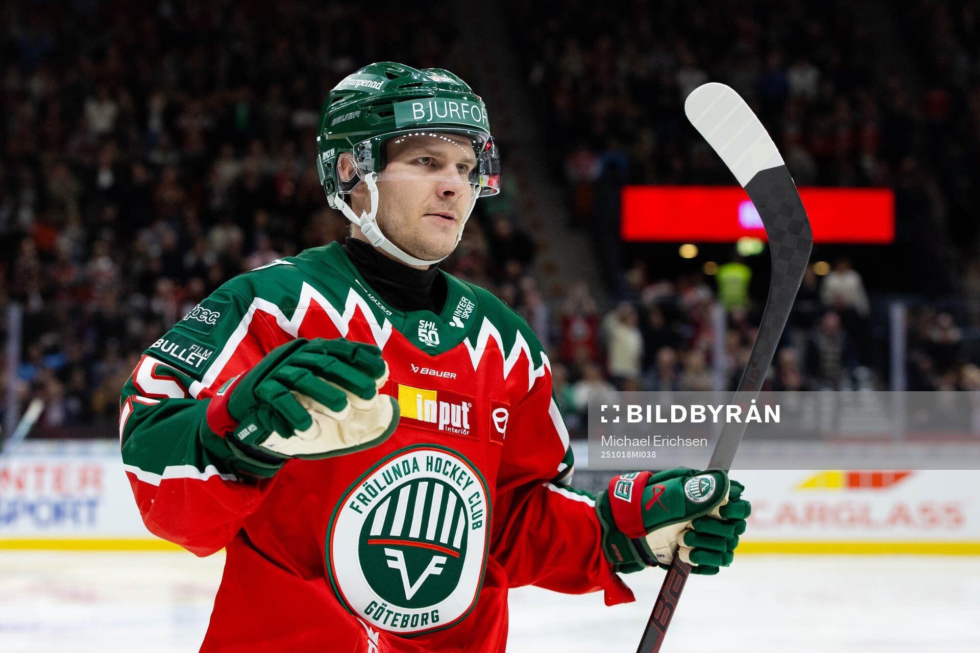Frölundas Arttu Ruotsalainen jublar
