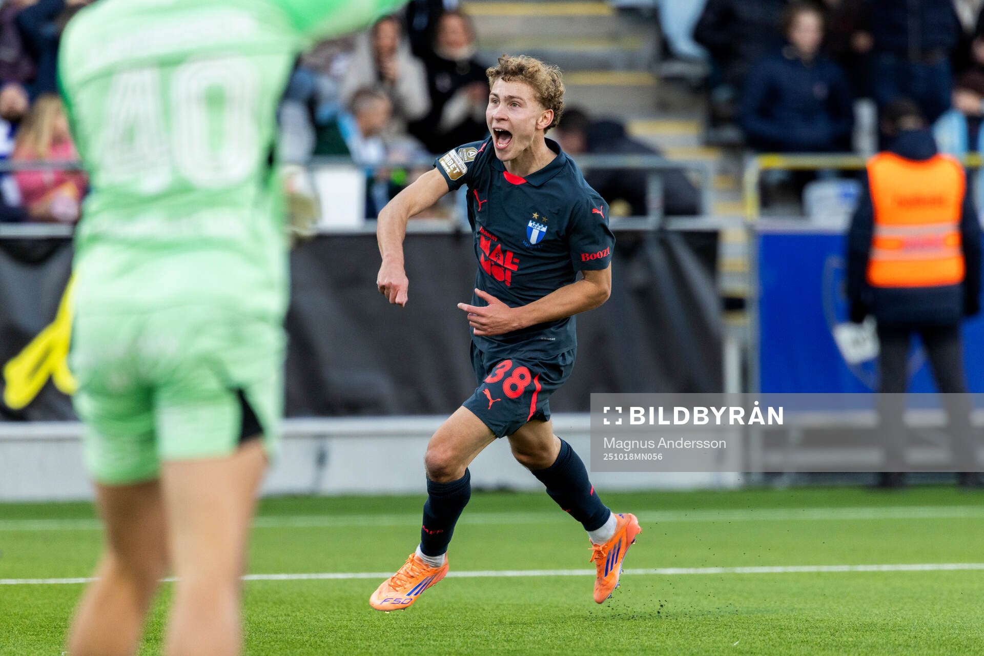 Malmö FFs Hugo Bolin jublar
