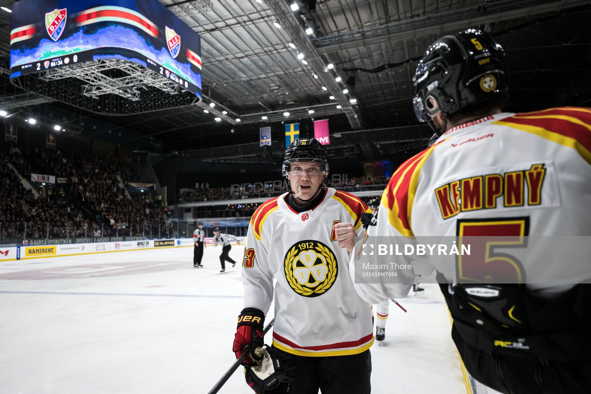 Brynäs Jakob Silfverberg jublar