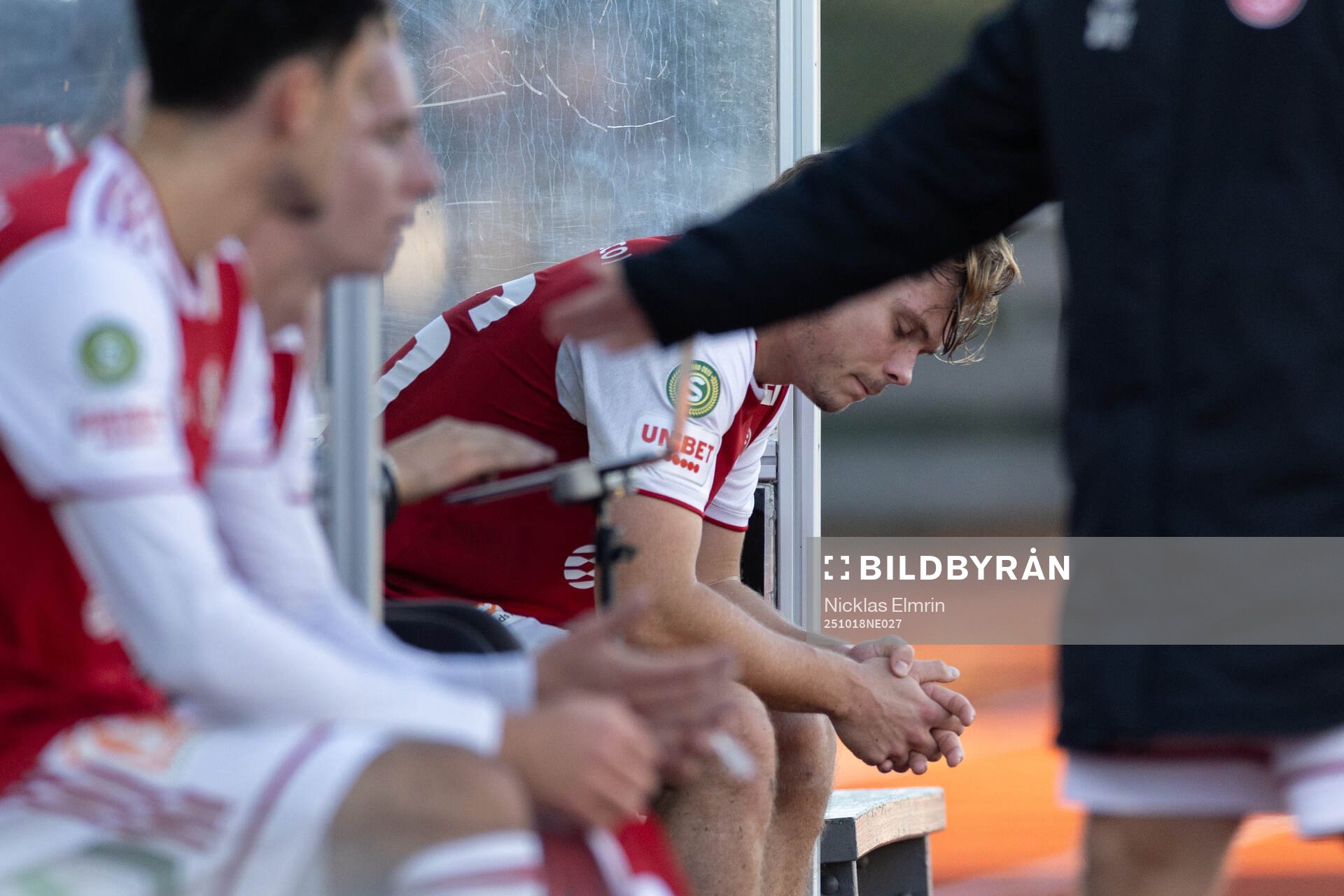 Sandvikens IFs Emil Engqvist deppar