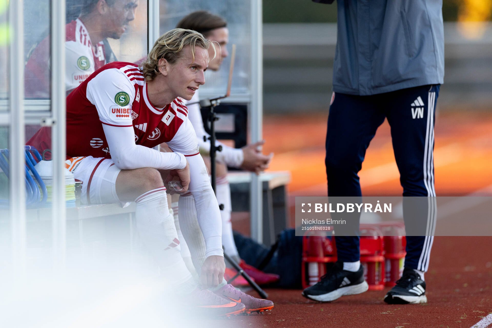 Sandvikens IFs Oskar Löfström deppar fotbollsmatchen i