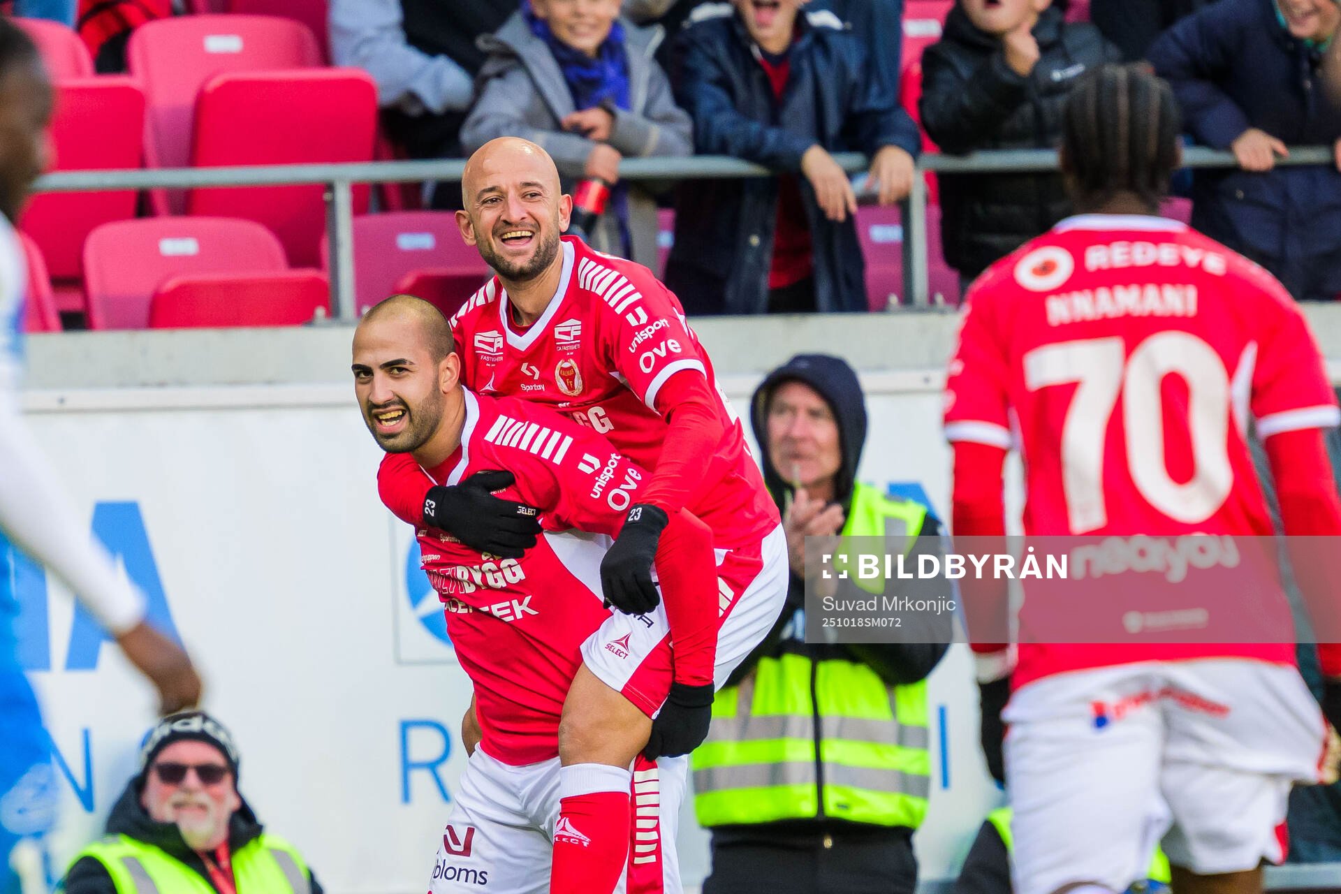 Kalmars Saba Mamatsashvili och Robert Gojani jublar