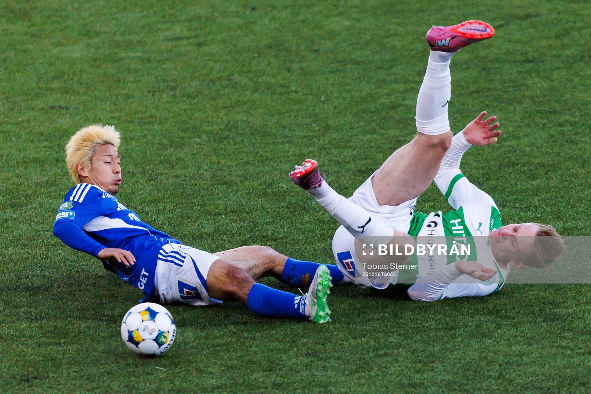 GIF Sundsvalls Taiki Kagayama och Västerås Karl Gunnarsson