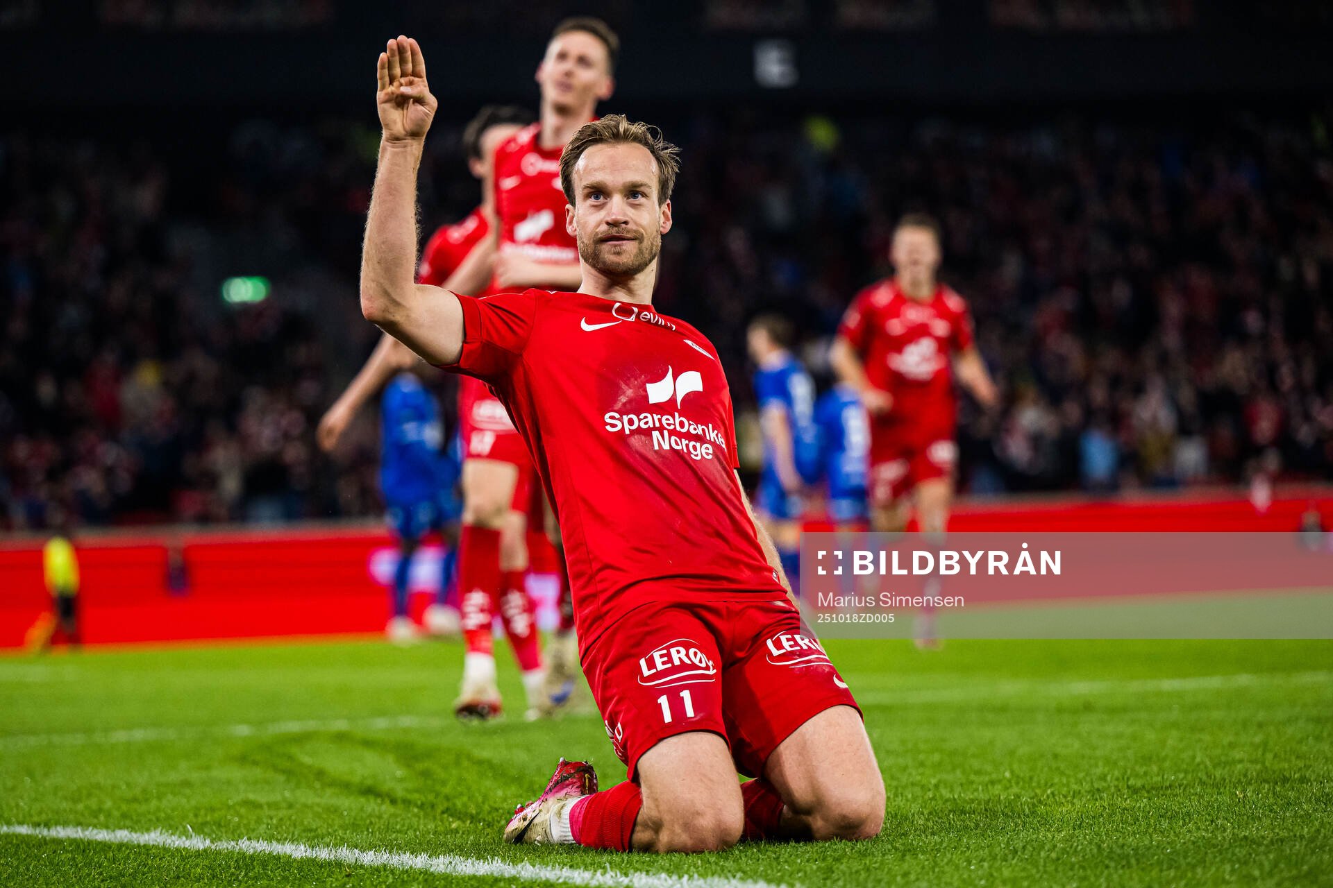 Bård Finne of Brann celebrates