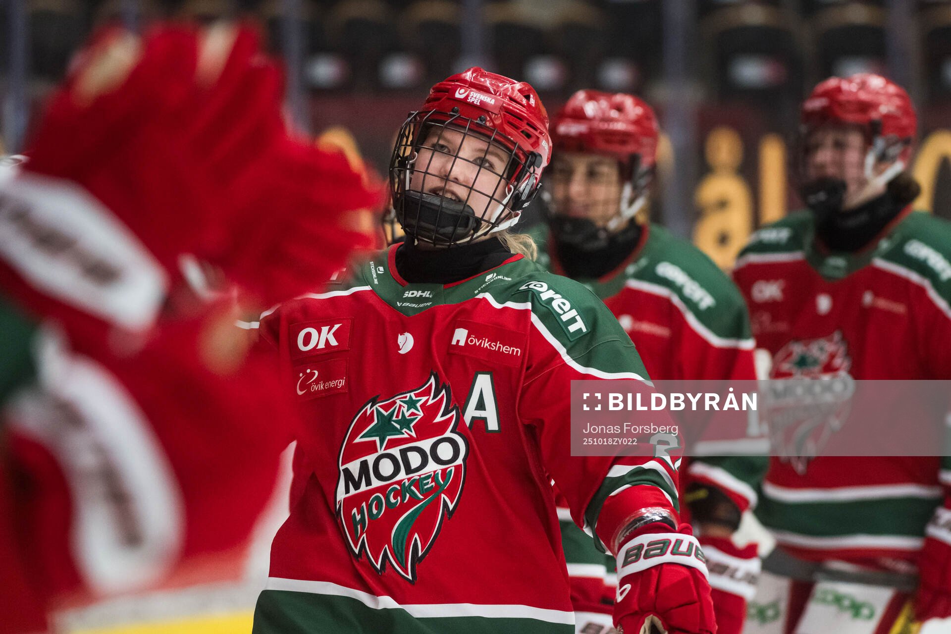 Modos Ebba Hedqvist jublar