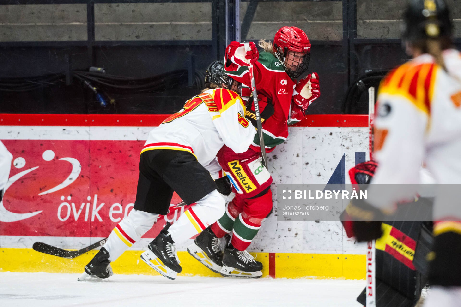 Brynäs Wilma Wäng-Germundsson och Modos Ebba Berglund