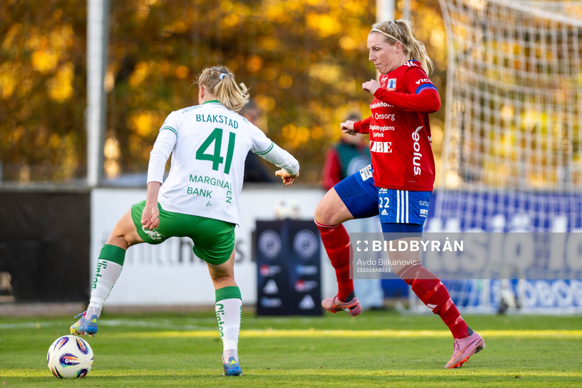 Vittsjös Sandra Lynn och Hammarbys Julie Blakstad