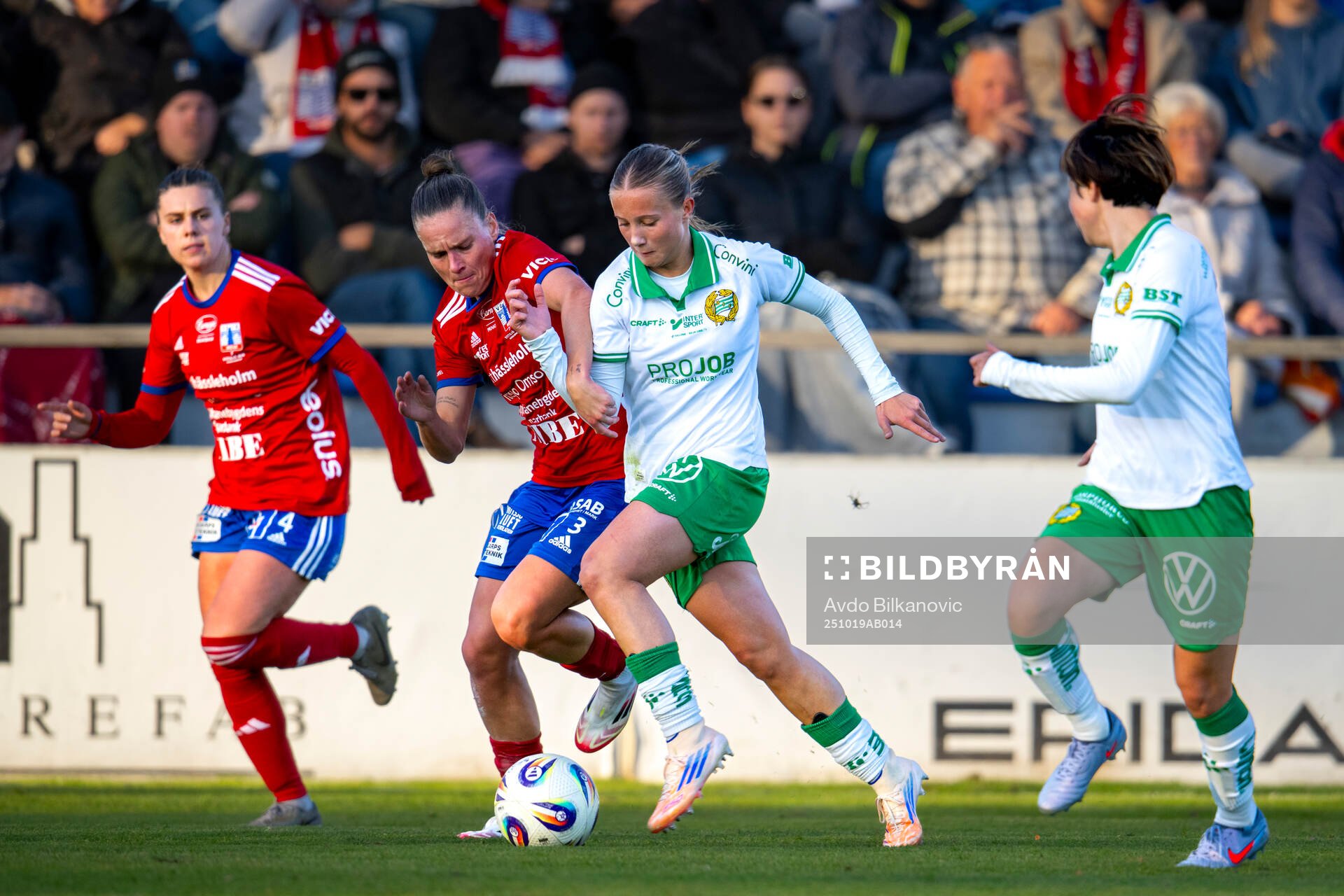 Vittsjös Anna Haddock och Hammarbys Fanny Peterson