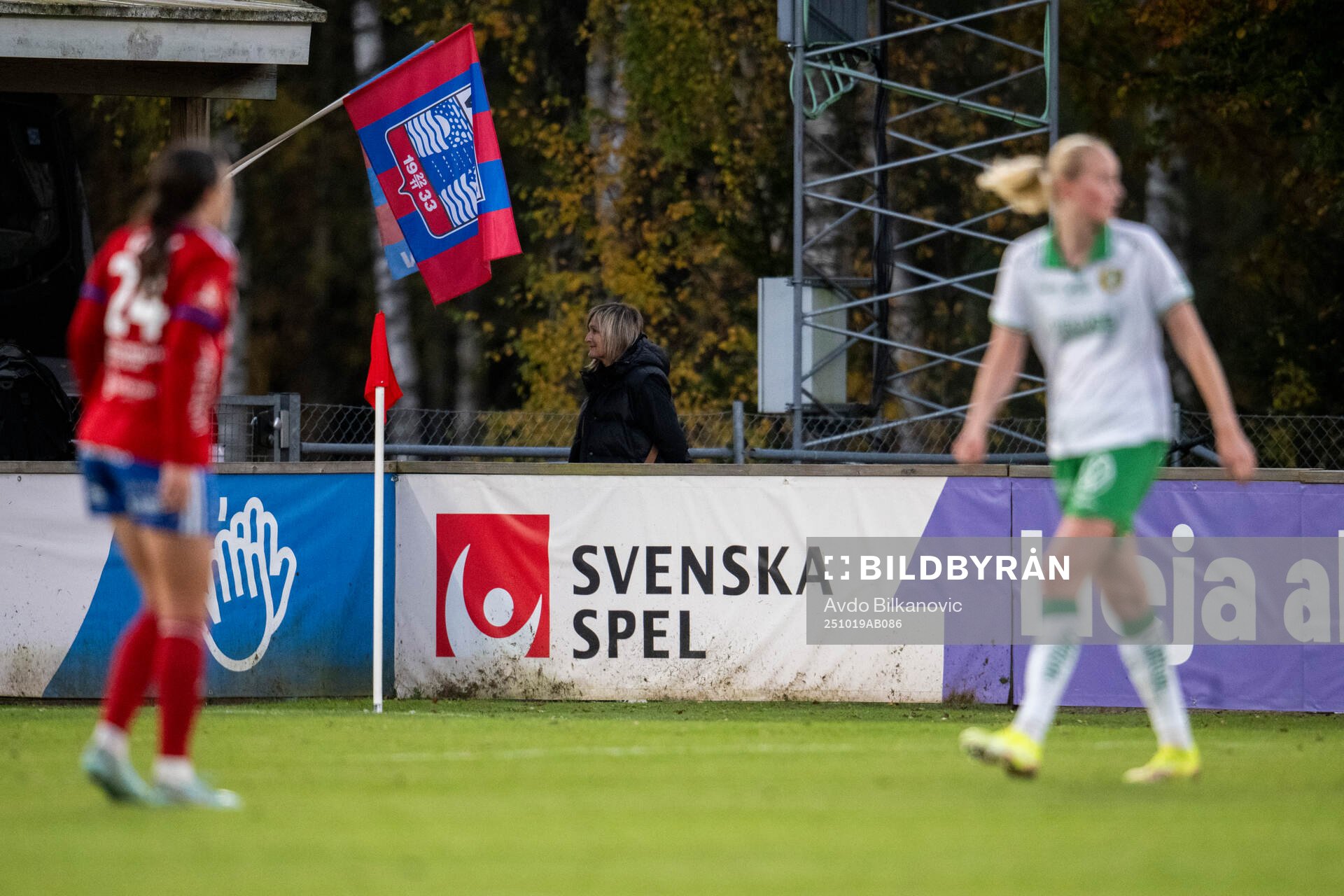 En reklamskylt för Svenska Spel
