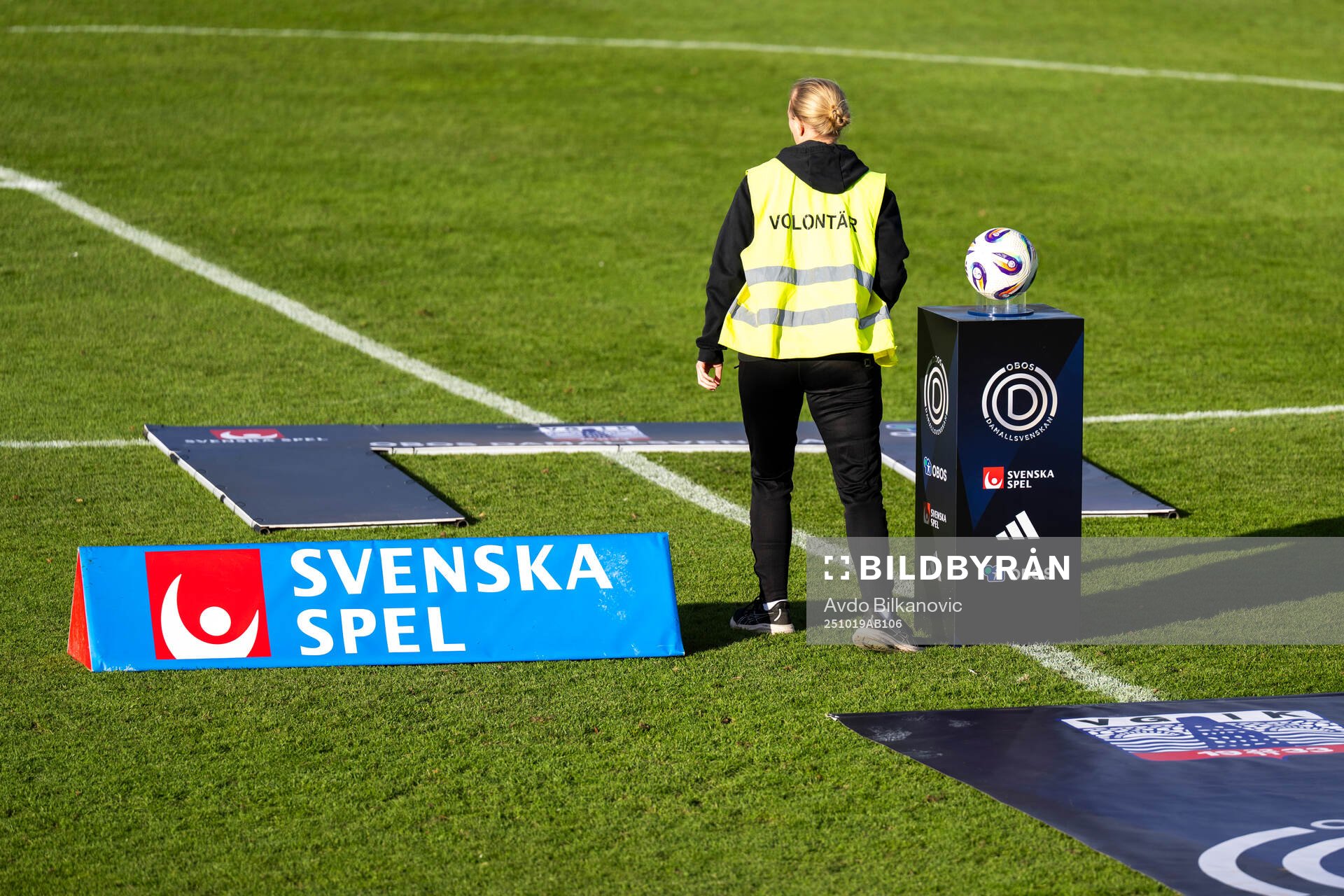 En reklamskylt för Svenska Spel