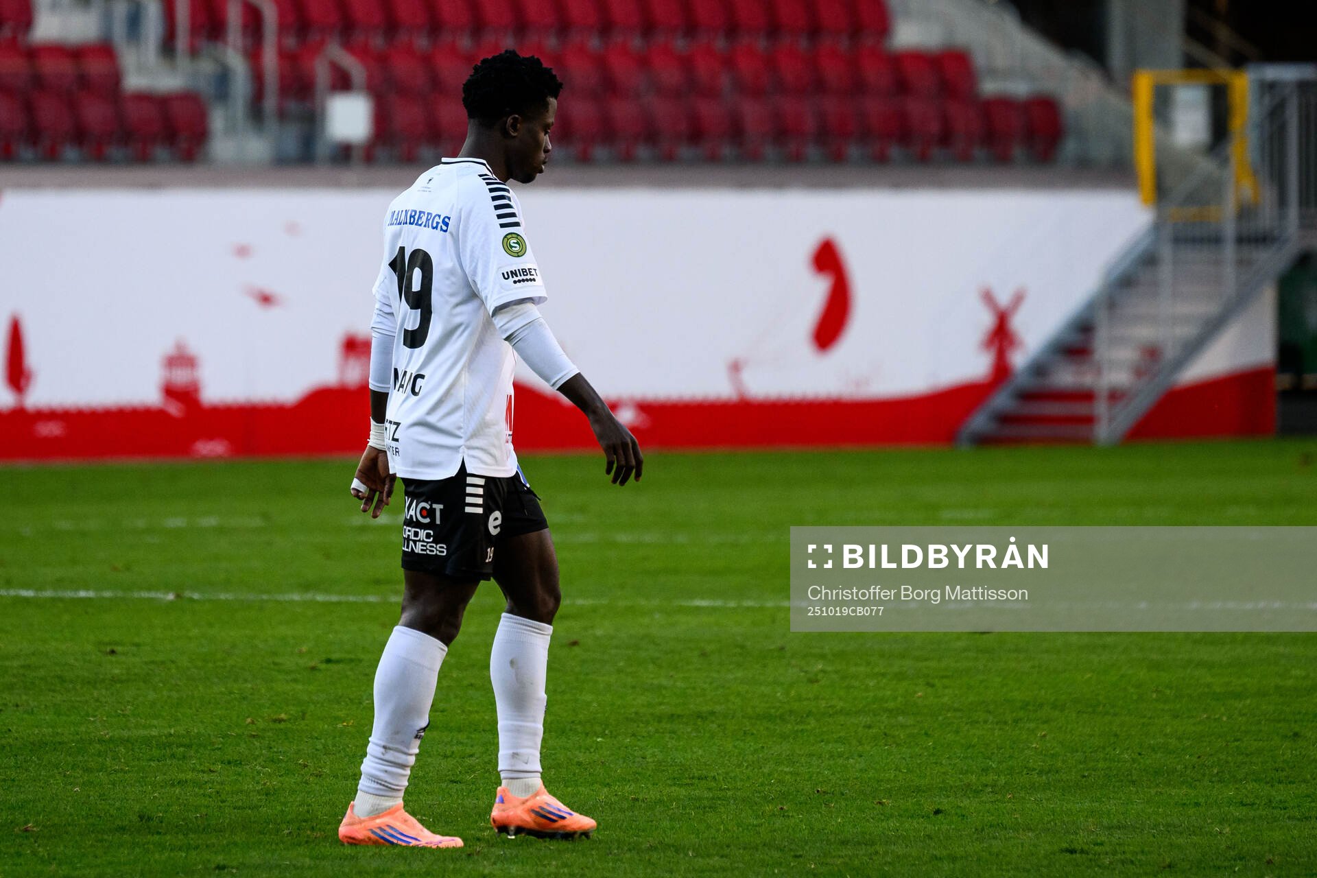 Örebros Blessing Asumang Dankwah deppar