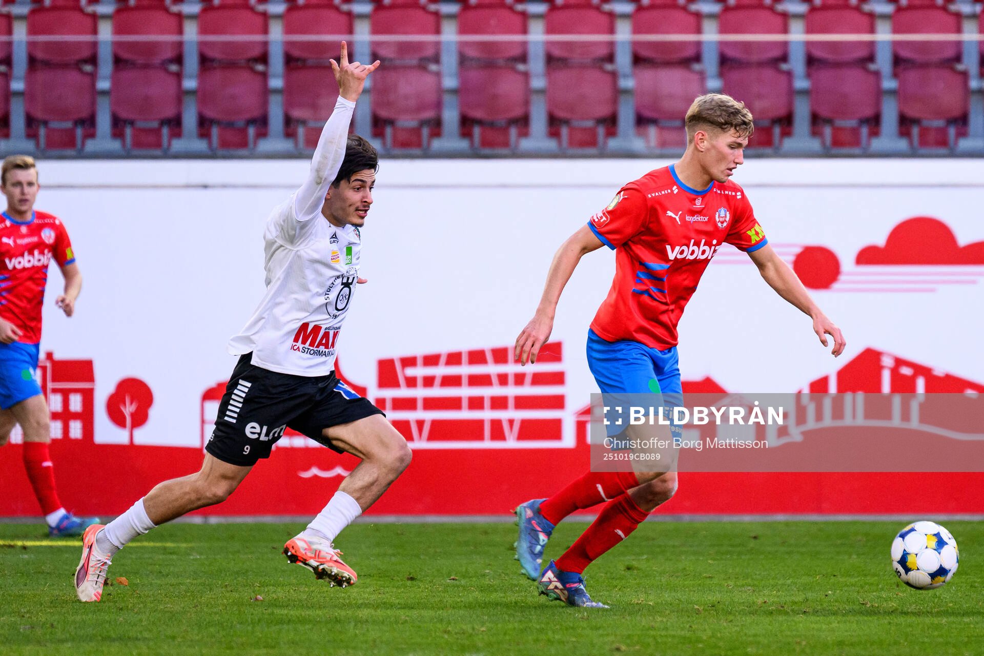 Örebros Antonio Yakoub och Helsingborgs Benjamin Örn