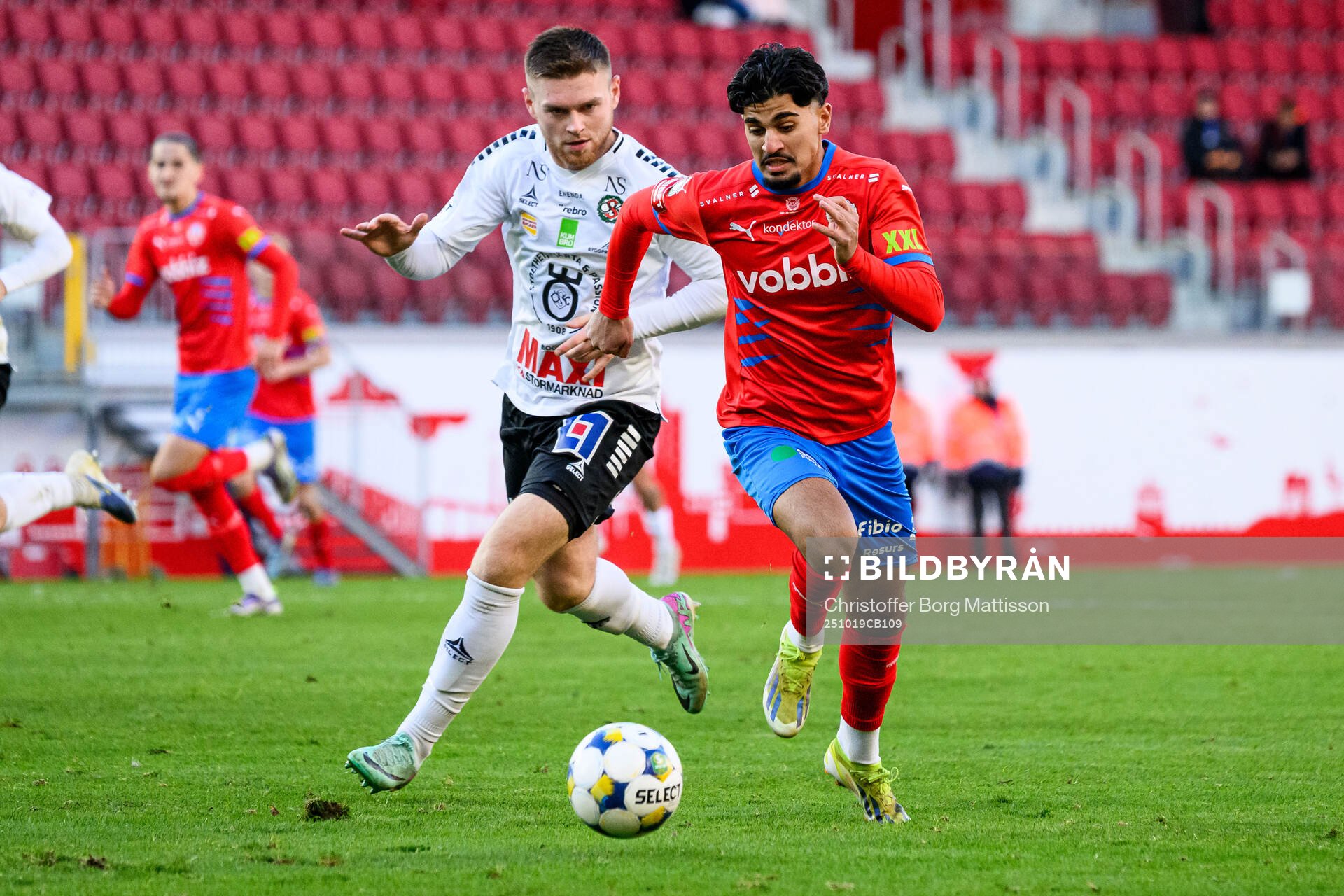 Örebros Dino Salihovic och Helsingborgs Baker Amer