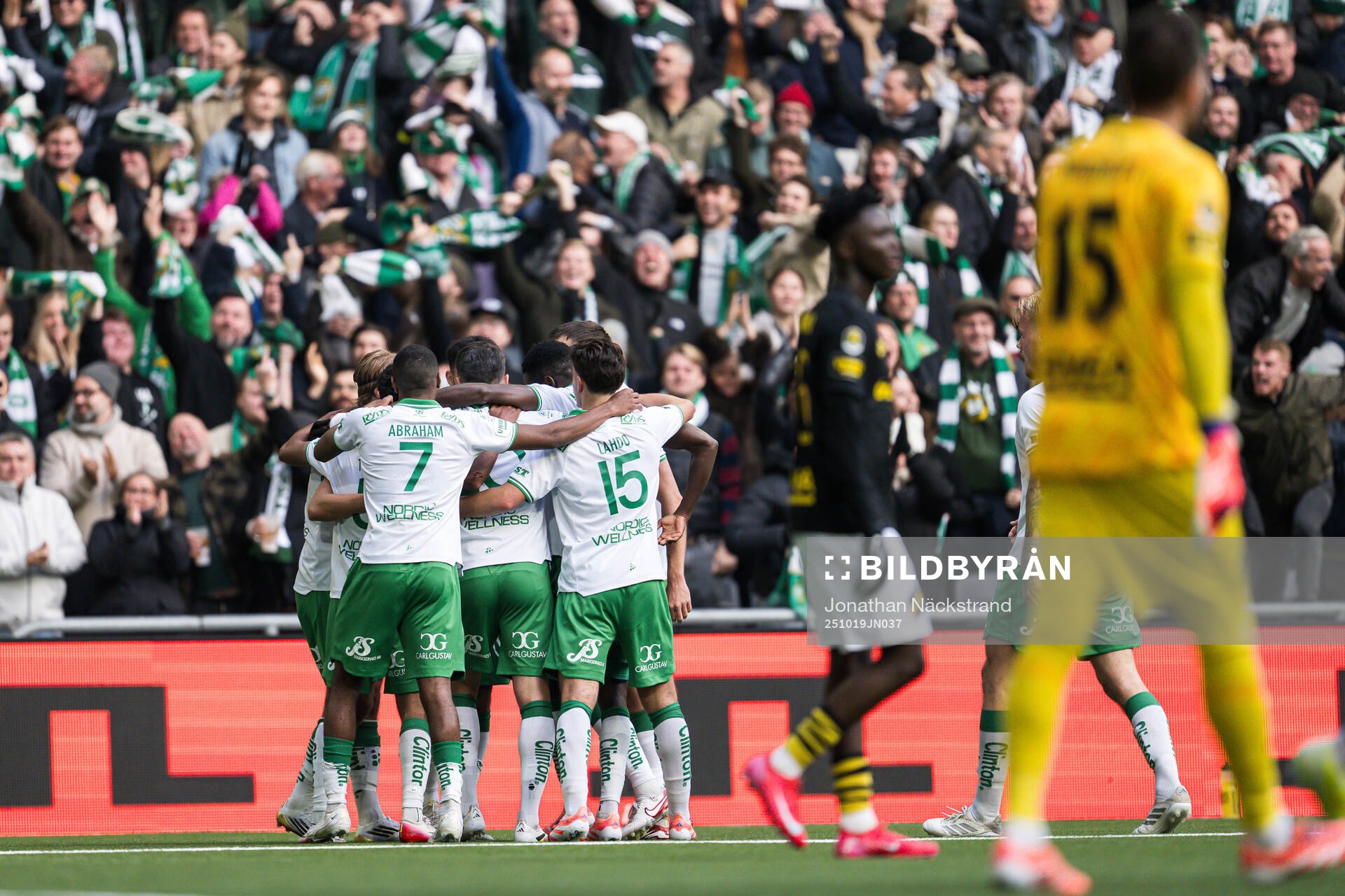 Hammarbys spelare jublar