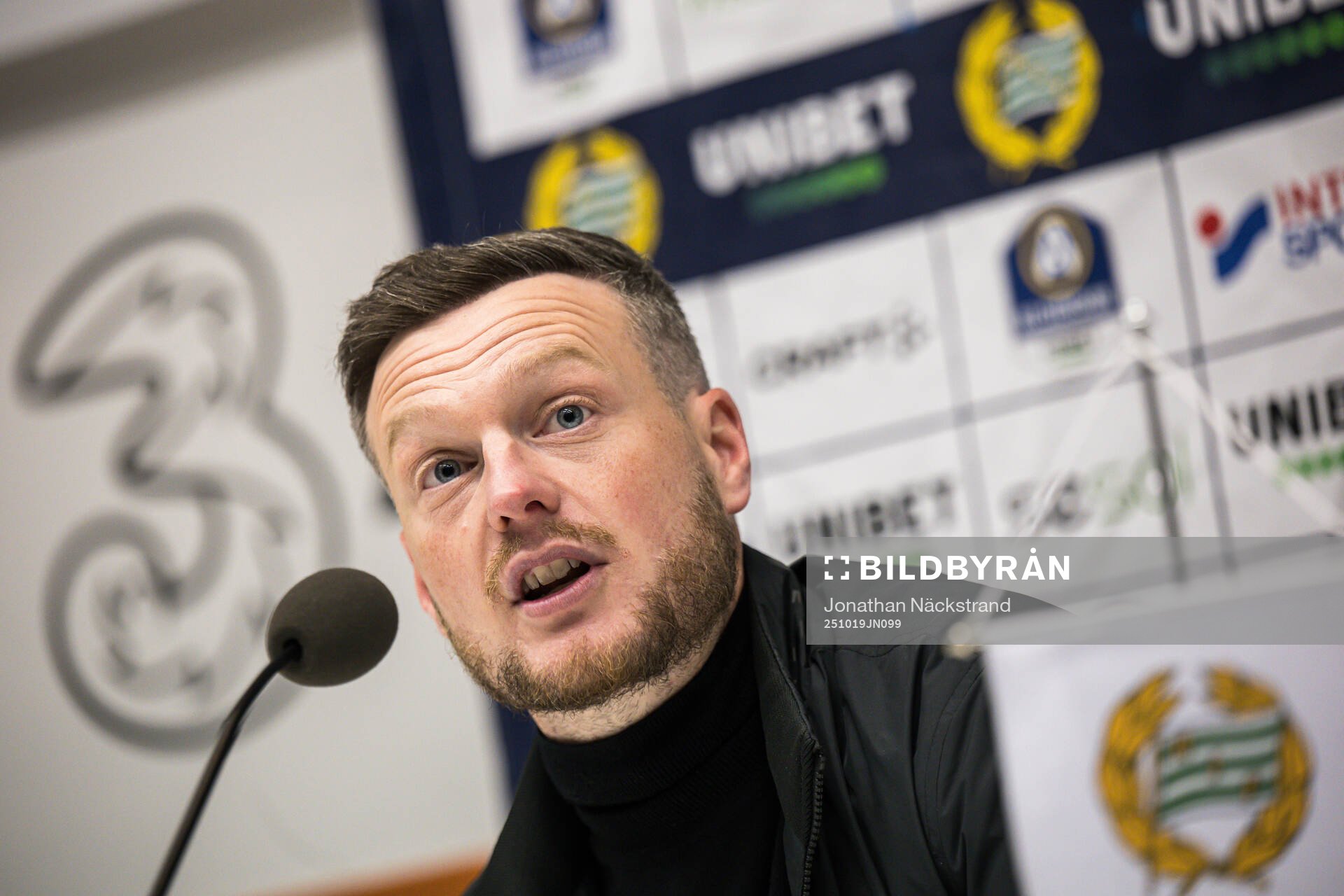 Hammarbys tränare Kim Hellberg på presskonferensen