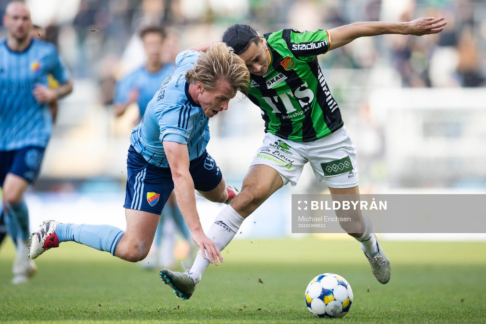Djurgårdens Rasmus Schuller och GAIS Amin Boudri