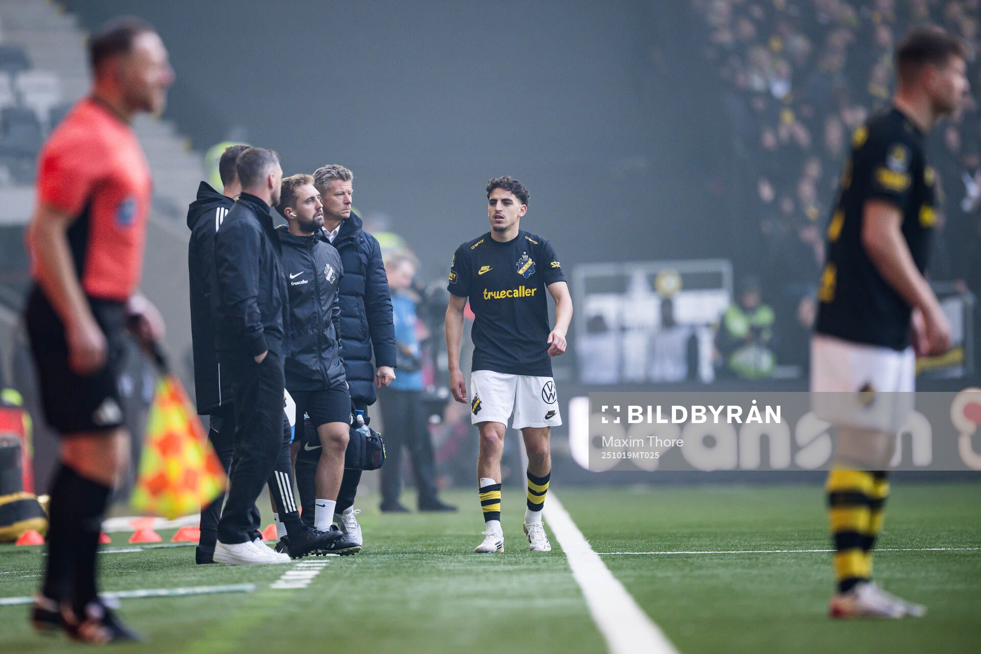 AIKs tränare Mikkjal Thomassen och Taha Ayari