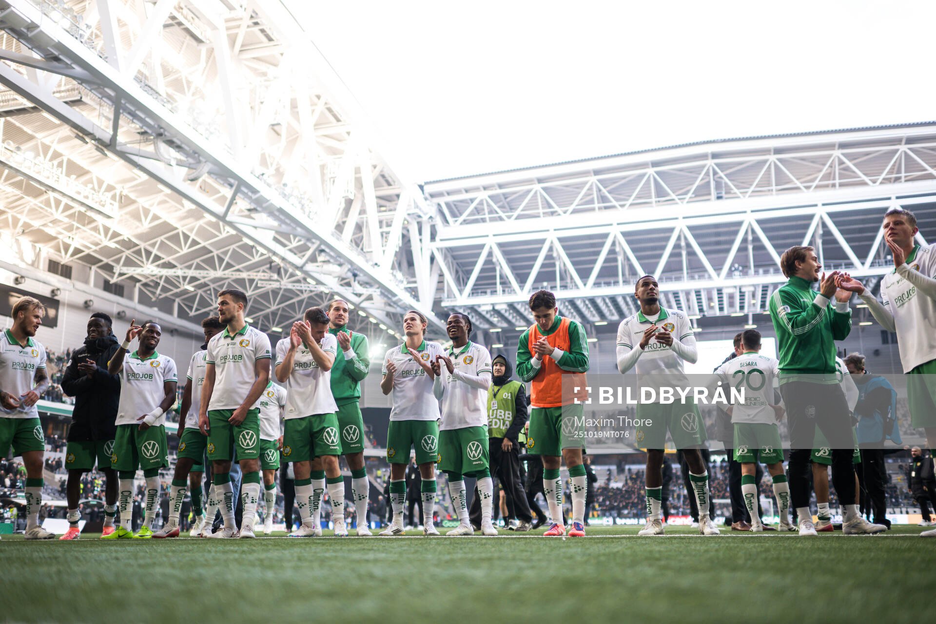 Hammarbys spelare jublar