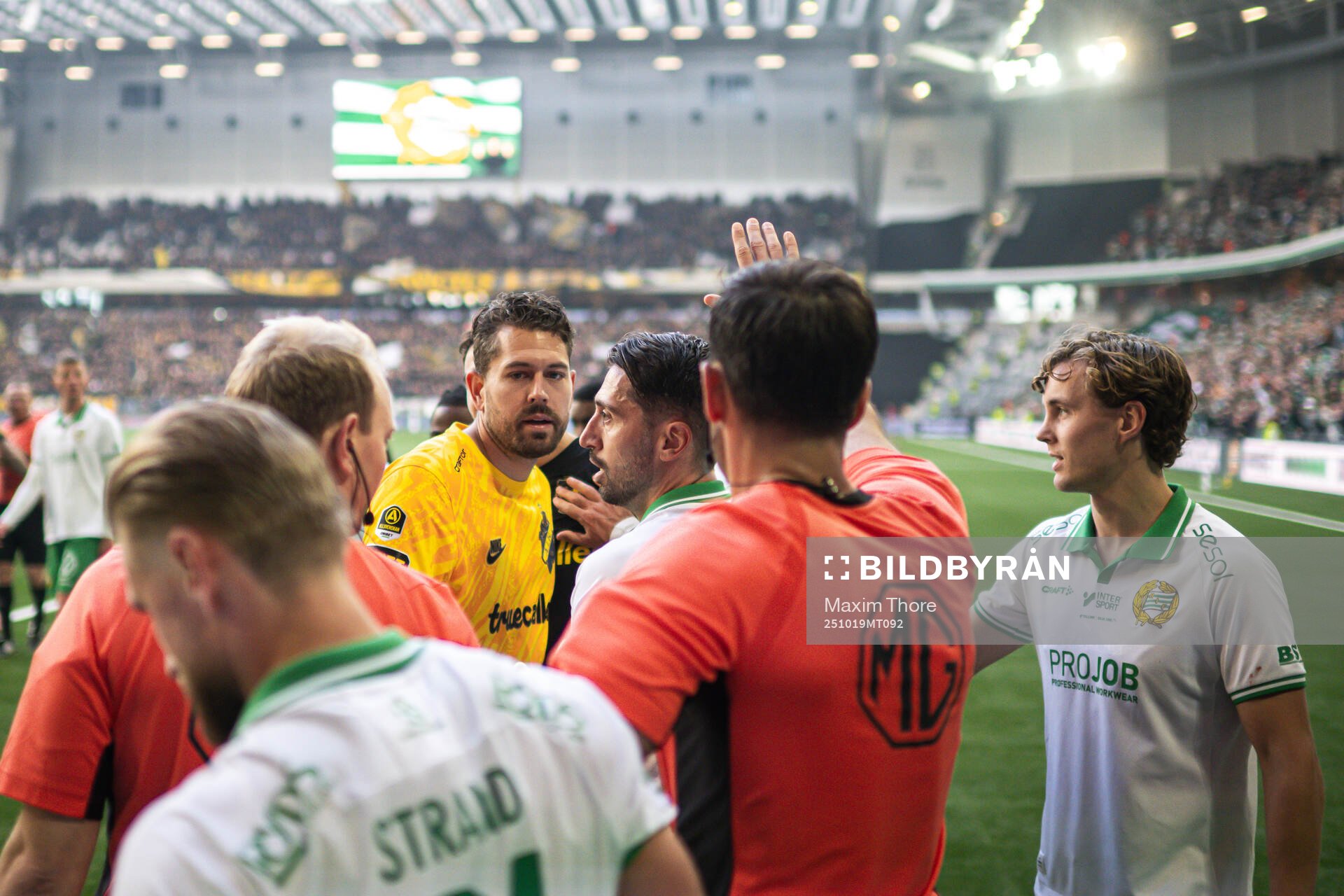 AIKs målvakt Kristoffer Nordfeldt och Hammarbys Nahir