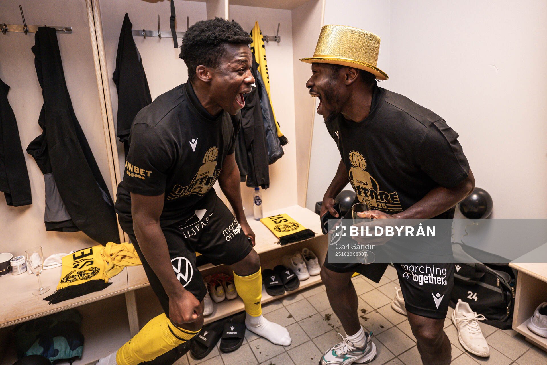 Mjällbys Christian Tchouante och Uba Charles Nwokoma