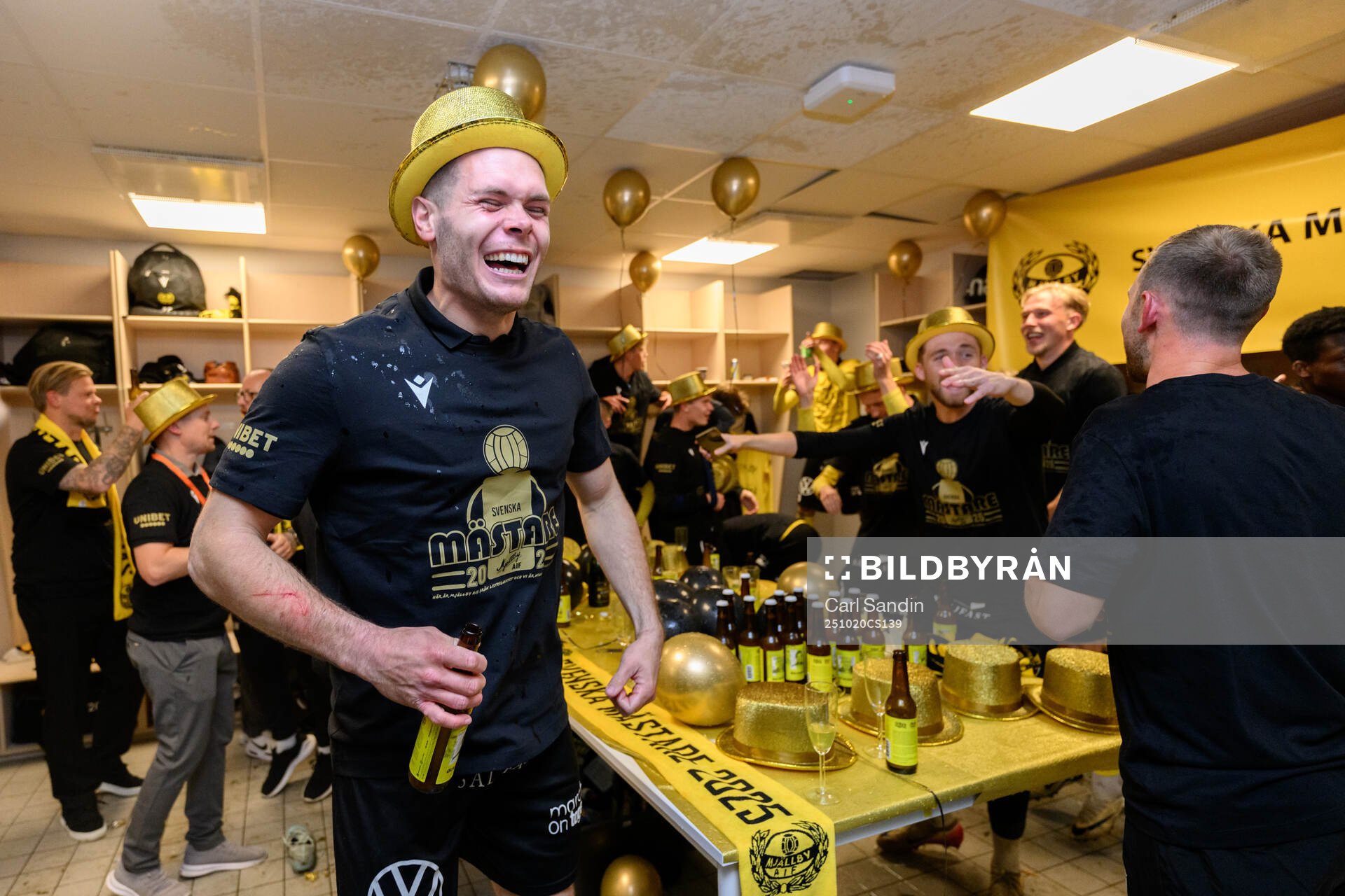 Mjällbys Jacob Bergström jublar
