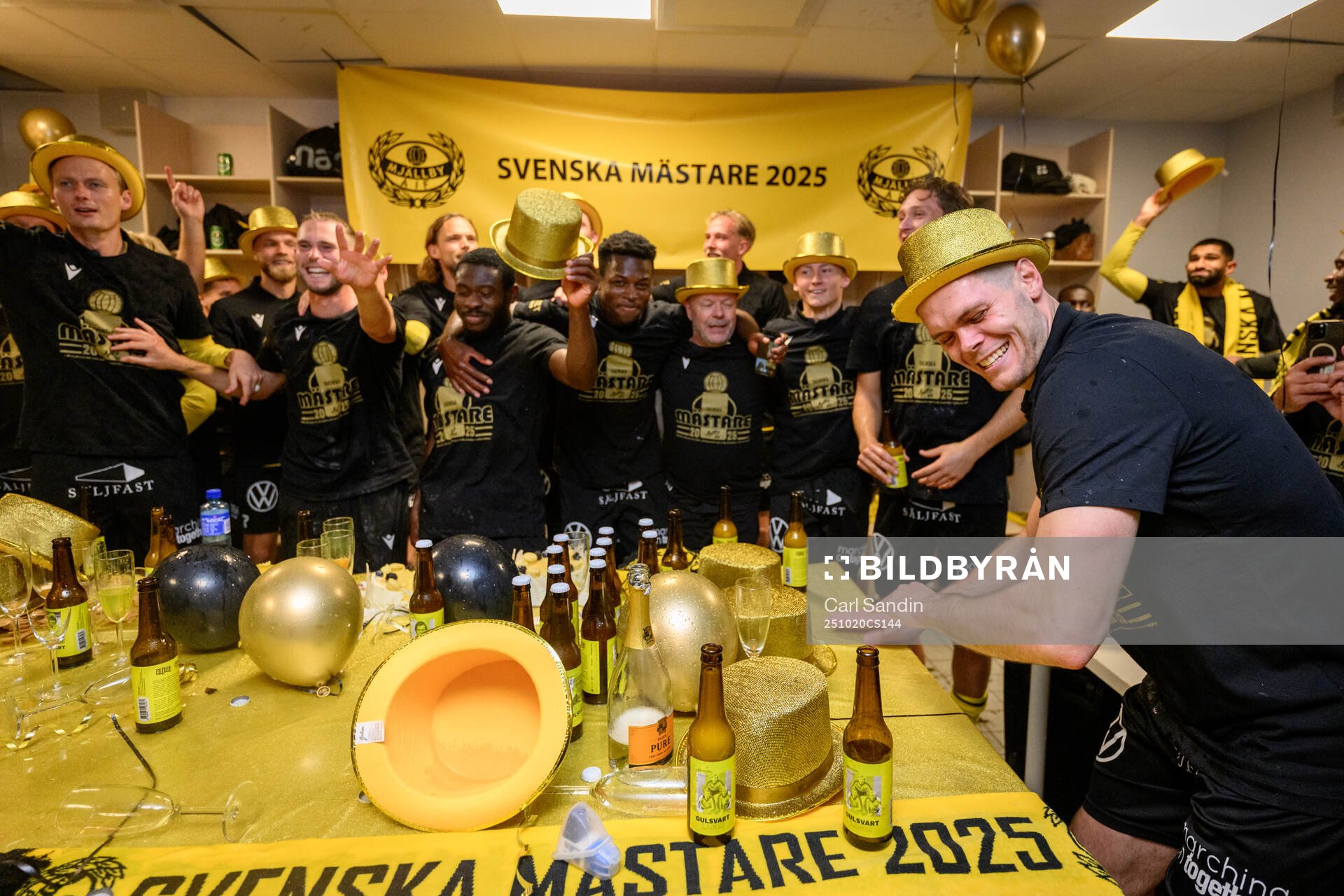 Mjällbys Jacob Bergström jublar