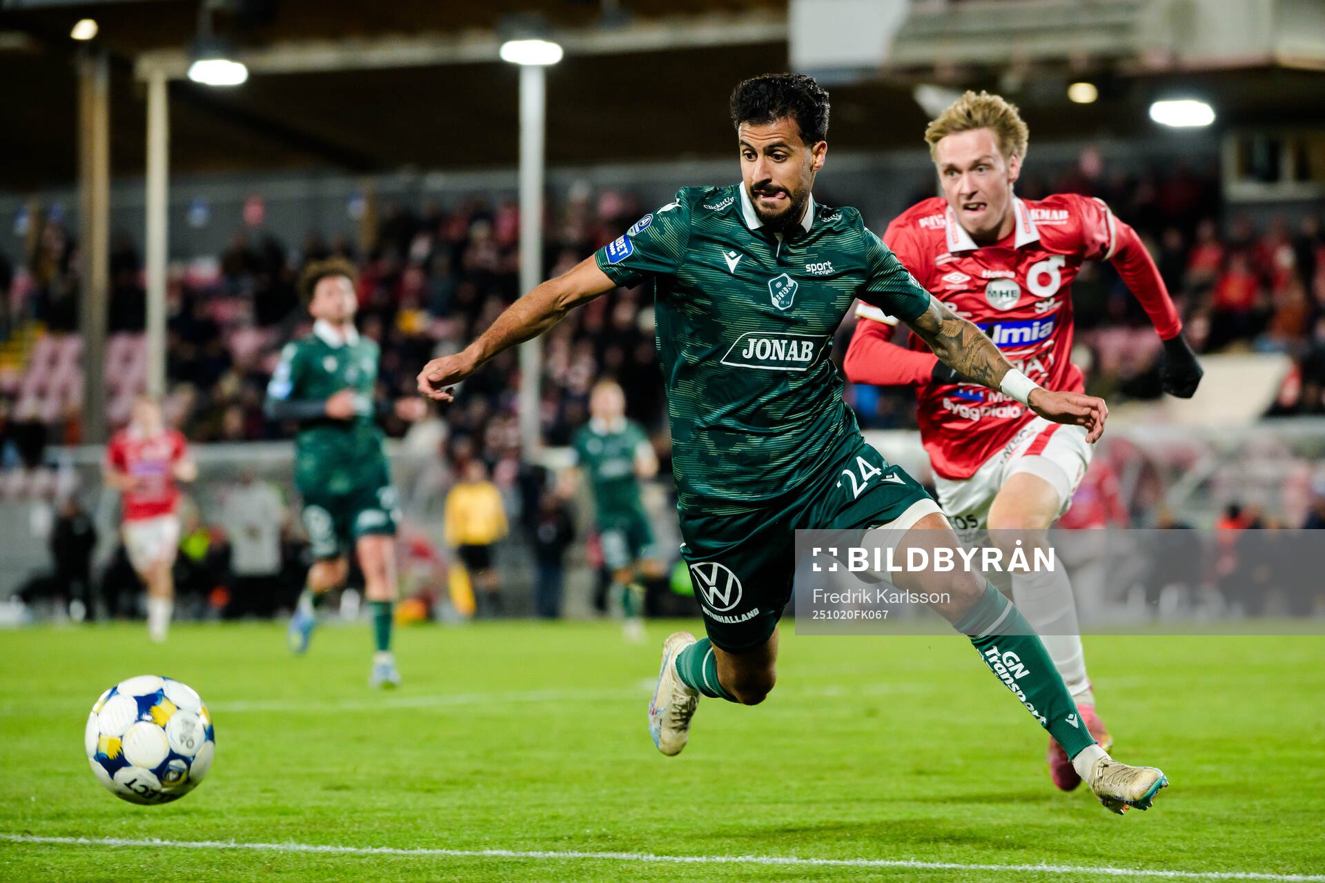 Halmstads Rami Kaib och Degerfors Santeri Haarala