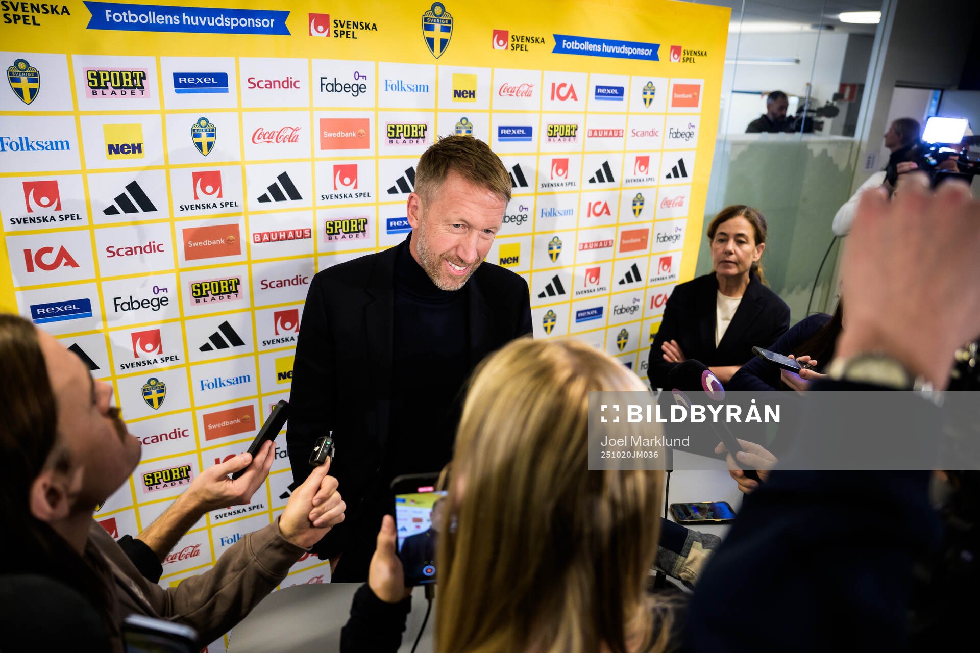 Graham Potter is being interviewed by media