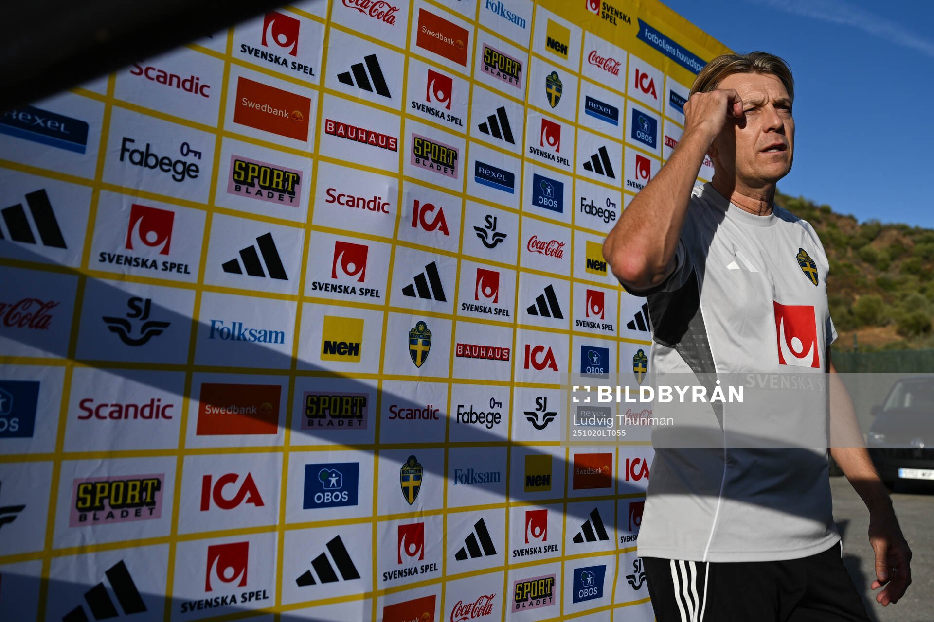 Head coach Tony Gustavsson of the Swedish women's national