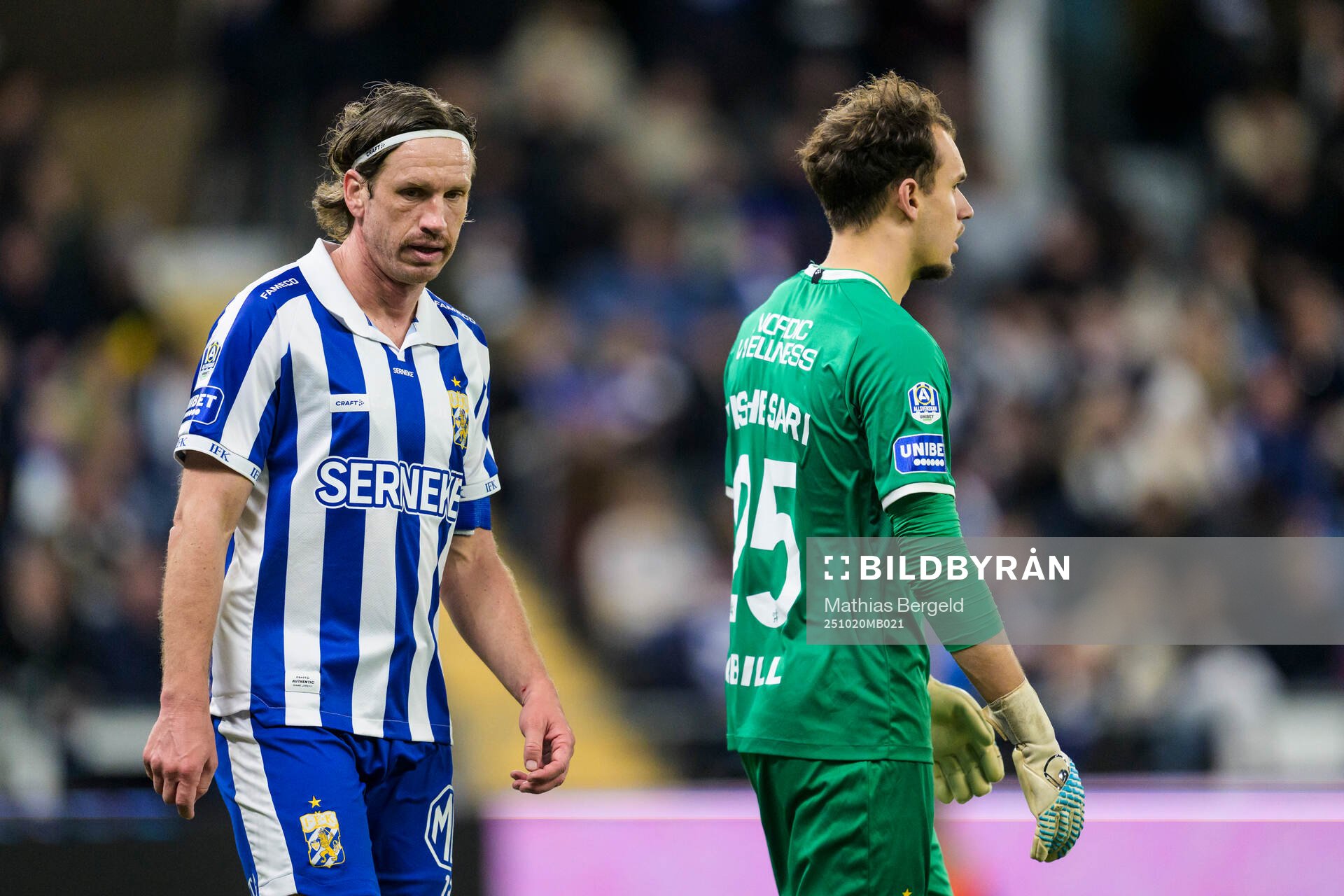 IFK Göteborgs Gustav Svensson och målvakt Elis Bishesari