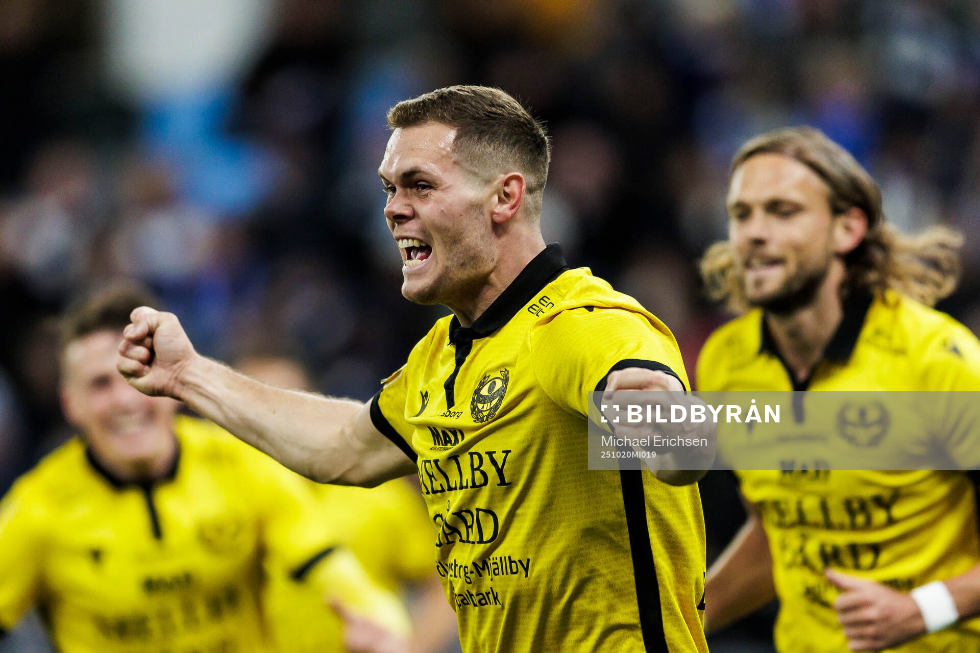 Mjällbys Jacob Bergström jublar